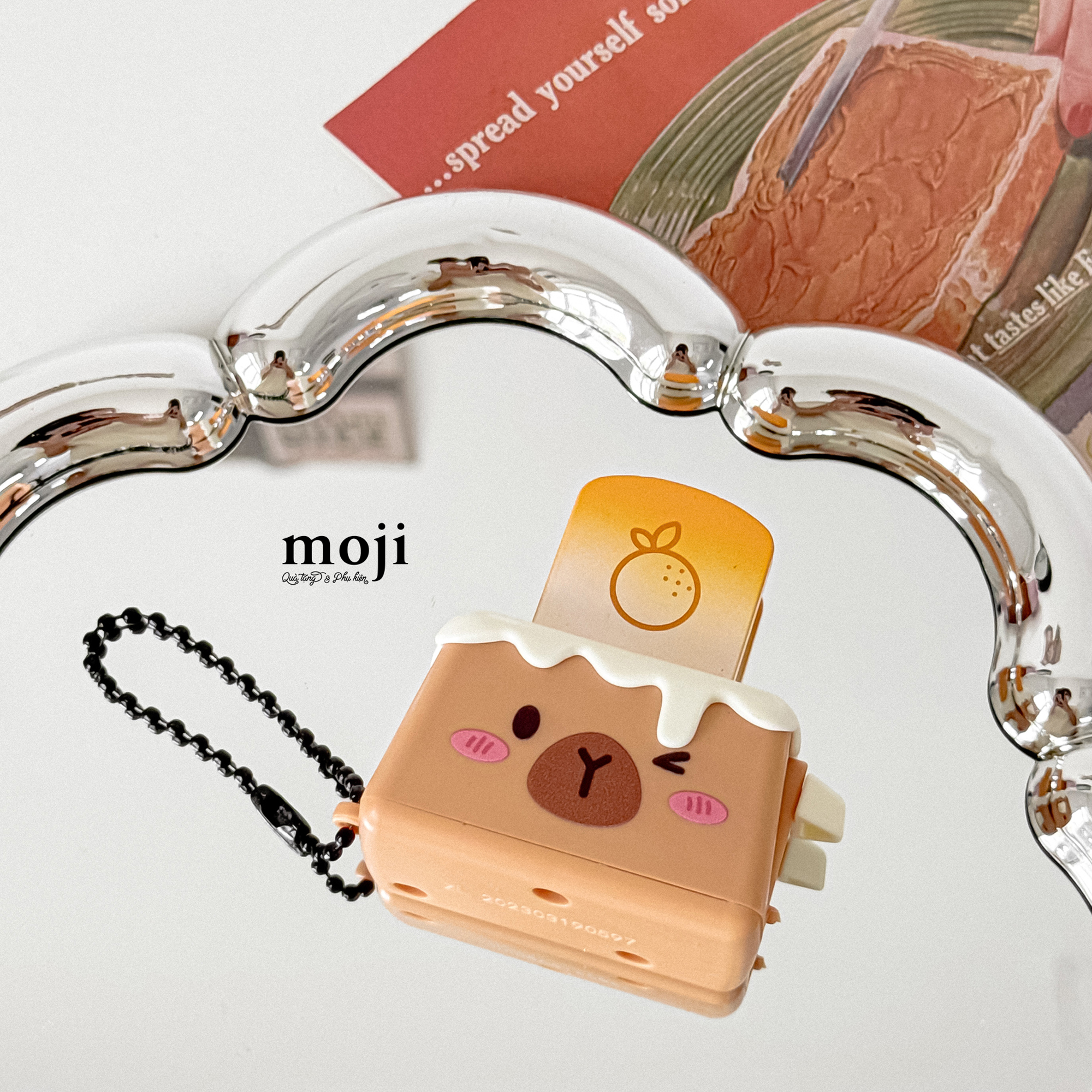 Móc khoá đồ chơi Máy nướng bánh capybara