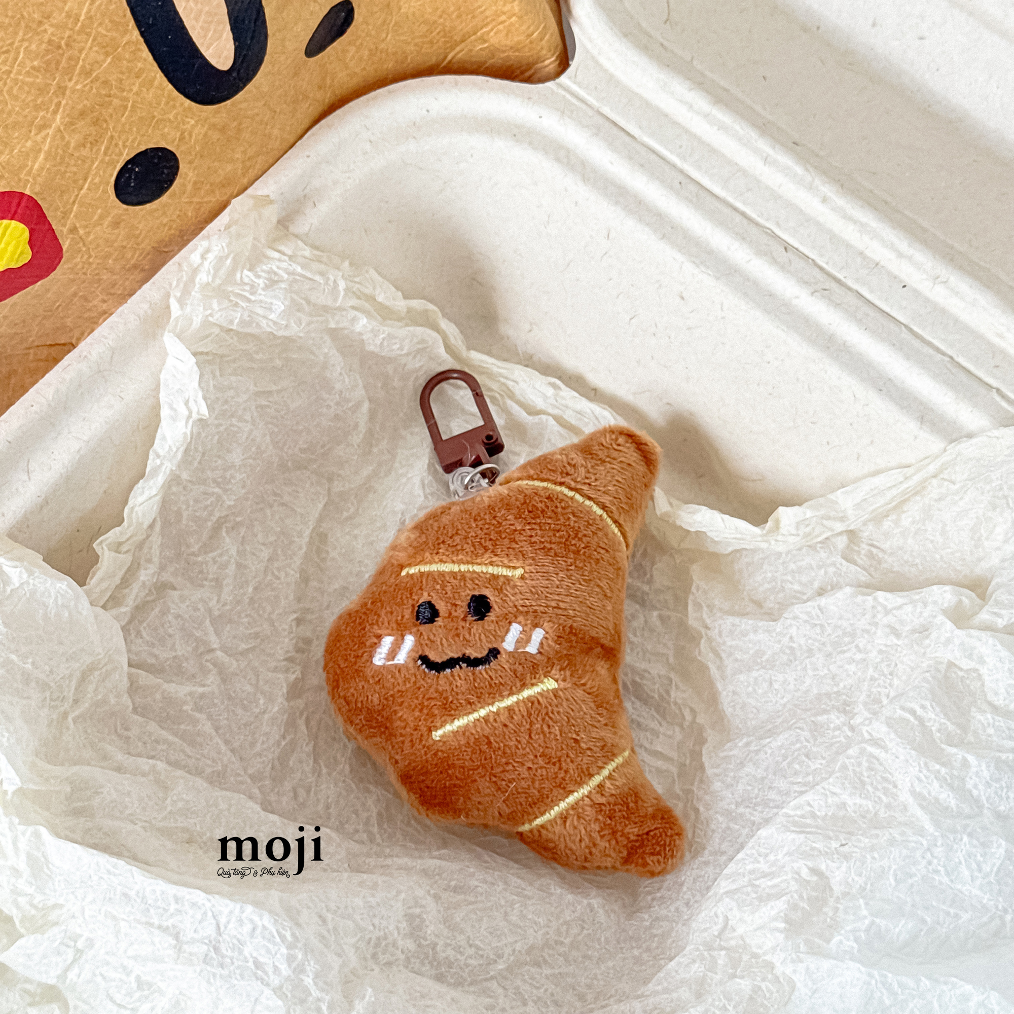 Móc khóa nhồi bông Croissant bánh sừng bò prezel bánh xoắn biểu cảm
