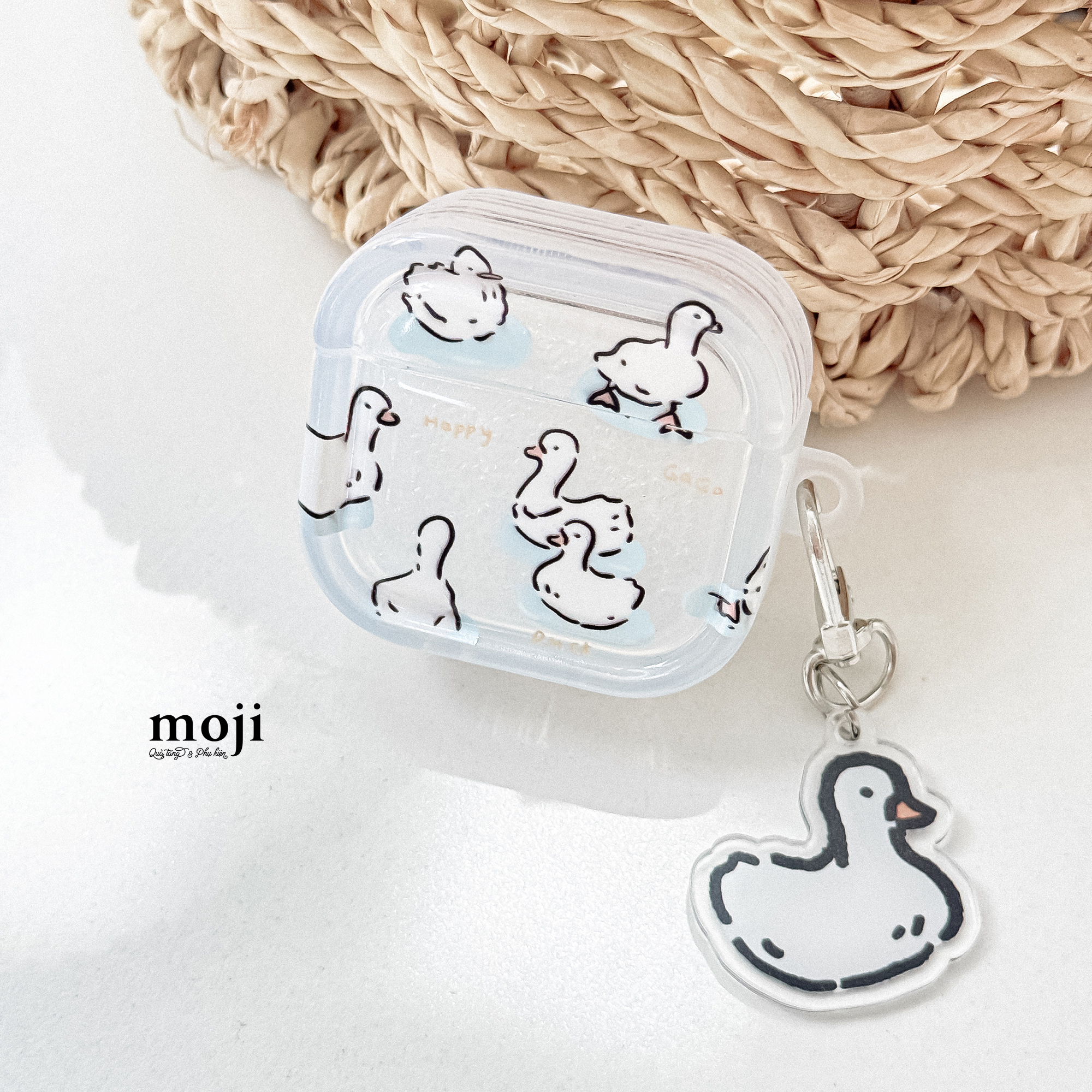 A-008-Op-airpods-ANM-26050146-5.jpg?v=1779437442