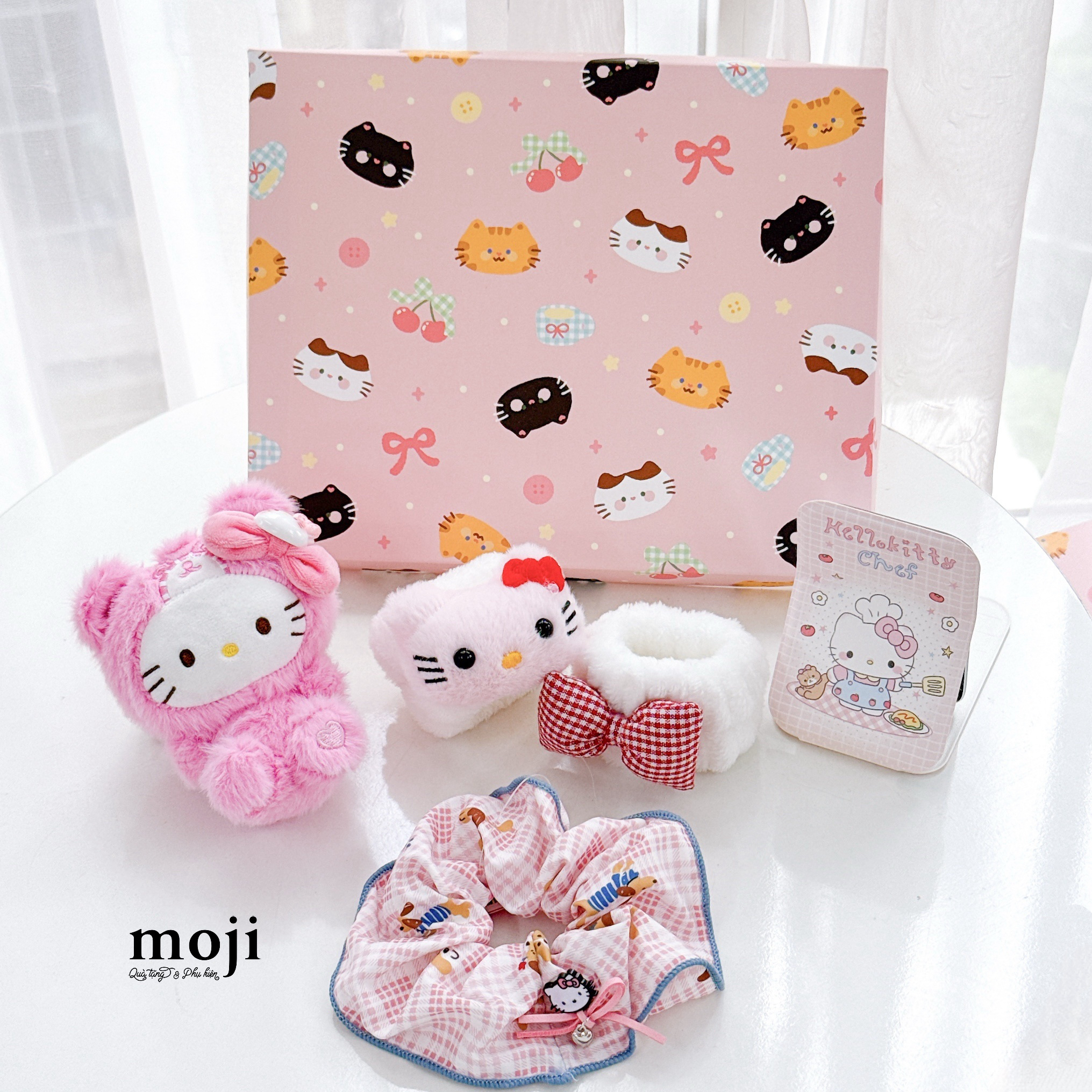 Set-qua-Hello-Kitty-gift-so-pretty.jpg?v=1779270138