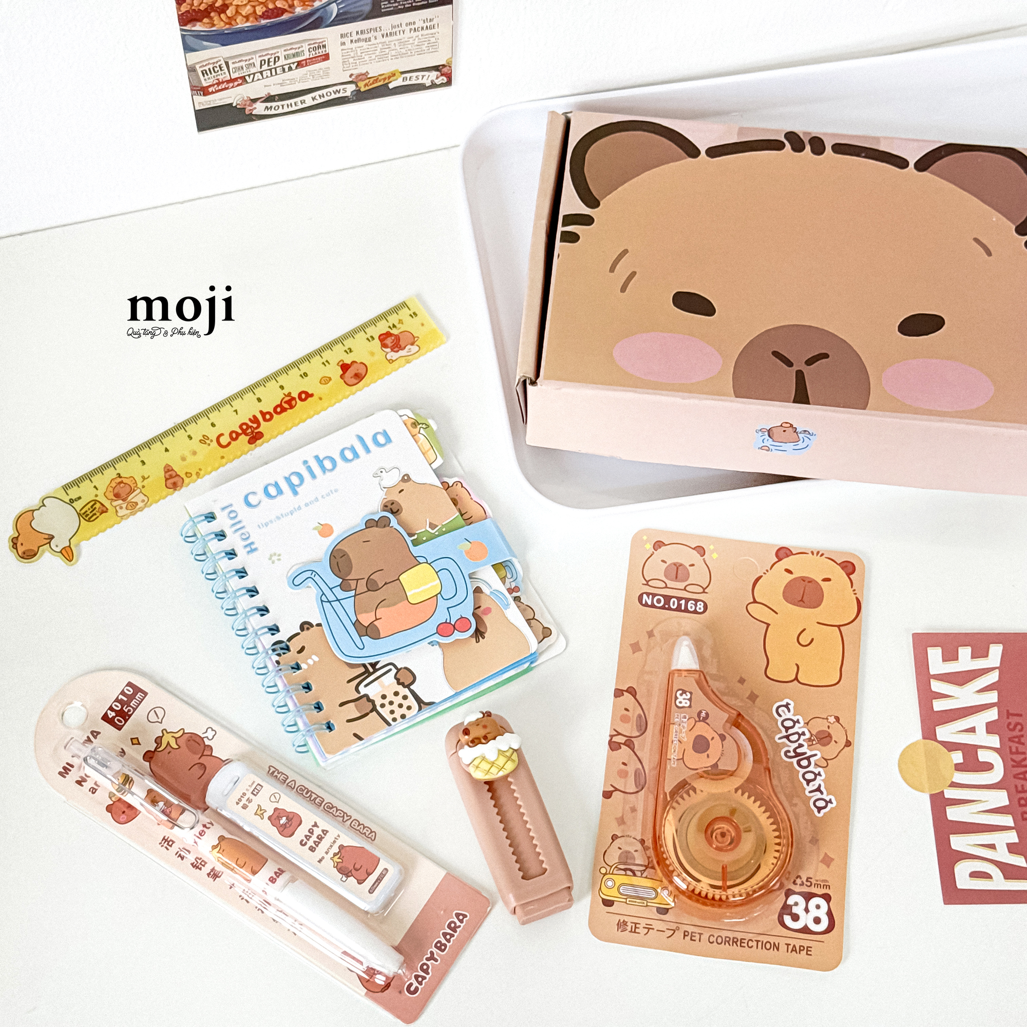 Set-qua-tang-dung-cu-hoc-tap-Capybara-face-ma-hong-3.JPG