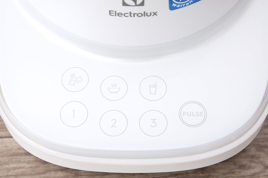 Máy Xay Sinh Tố Electrolux E7TB1-50CW