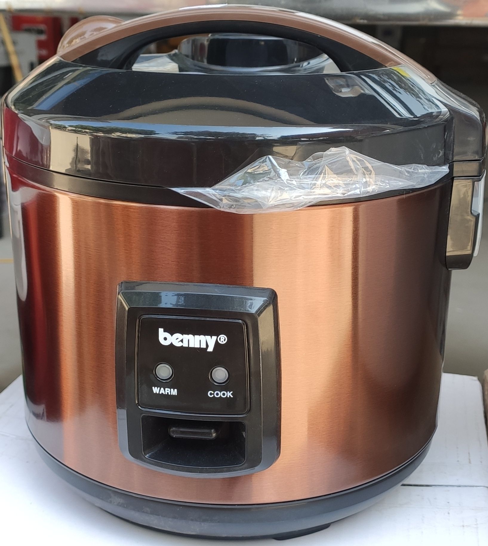 Nồi cơm điện Benny BR12PVS (1.2L)