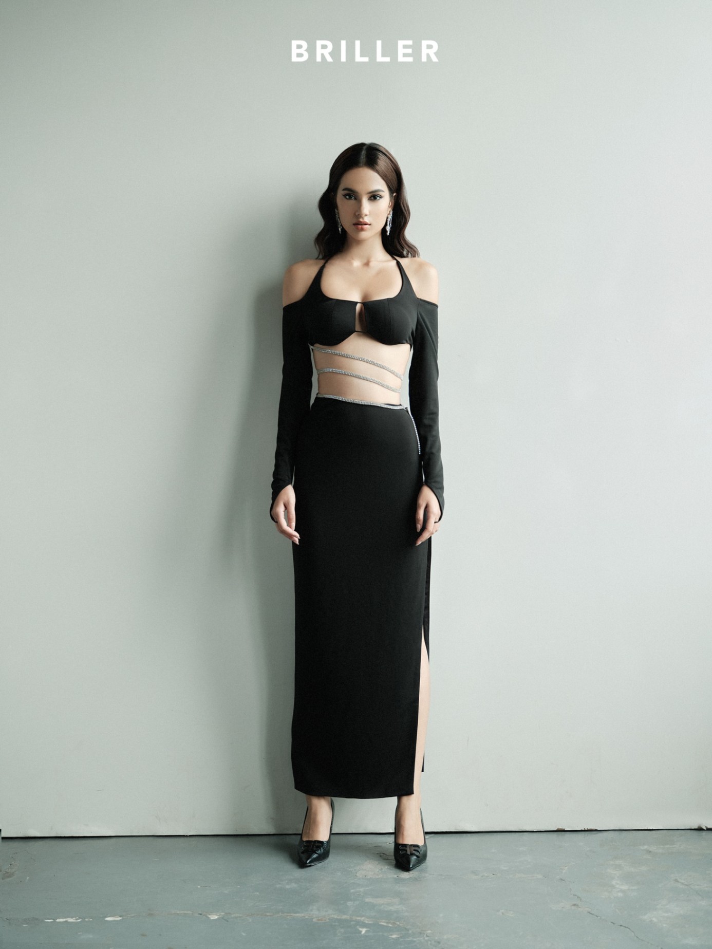 Long Sleeves Crop Top and Slit Skirt