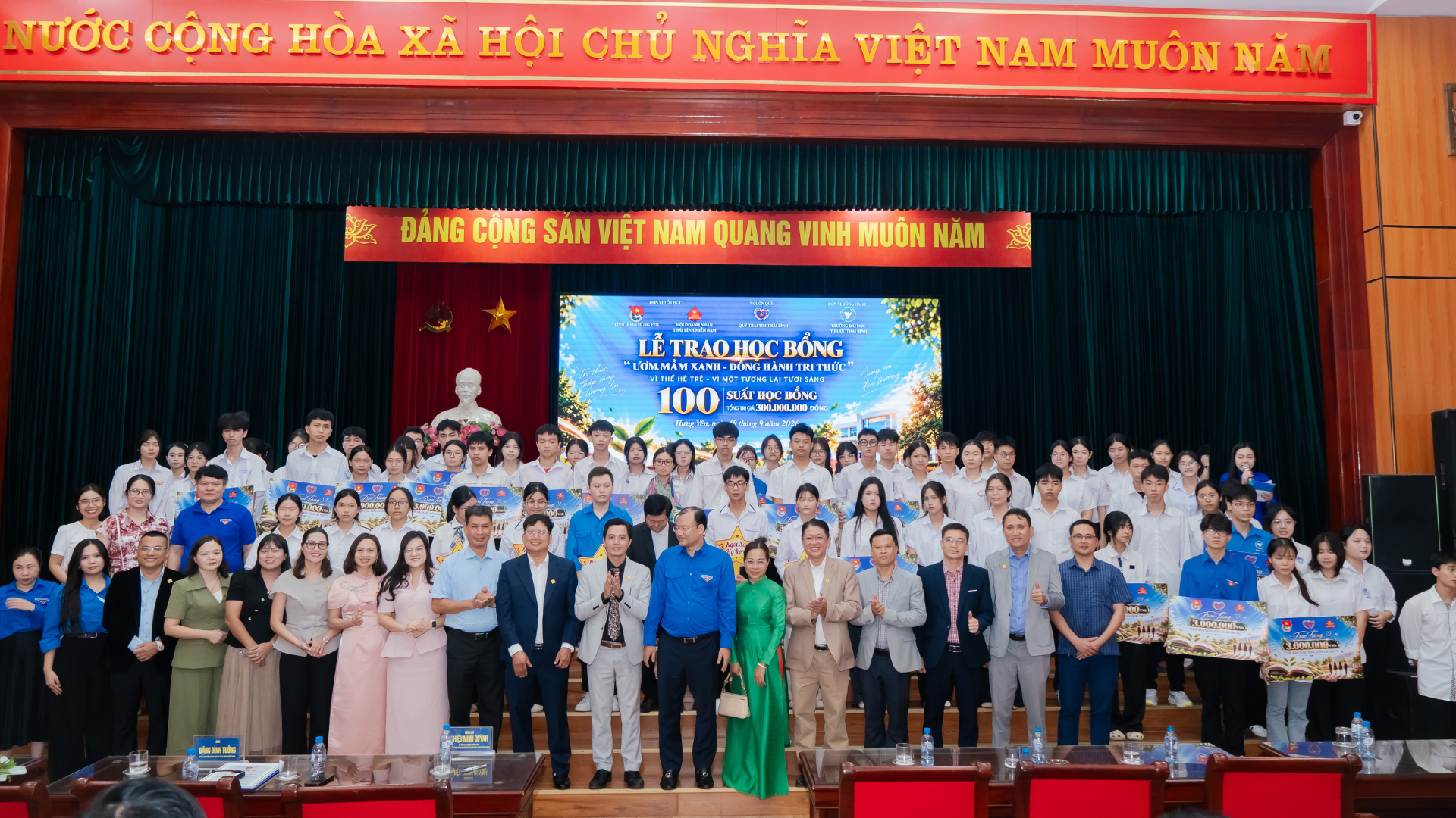 CHƯƠNG TRÌNH ƯƠM MẦM XANH - ĐỒNG HÀNH TRI THỨC
