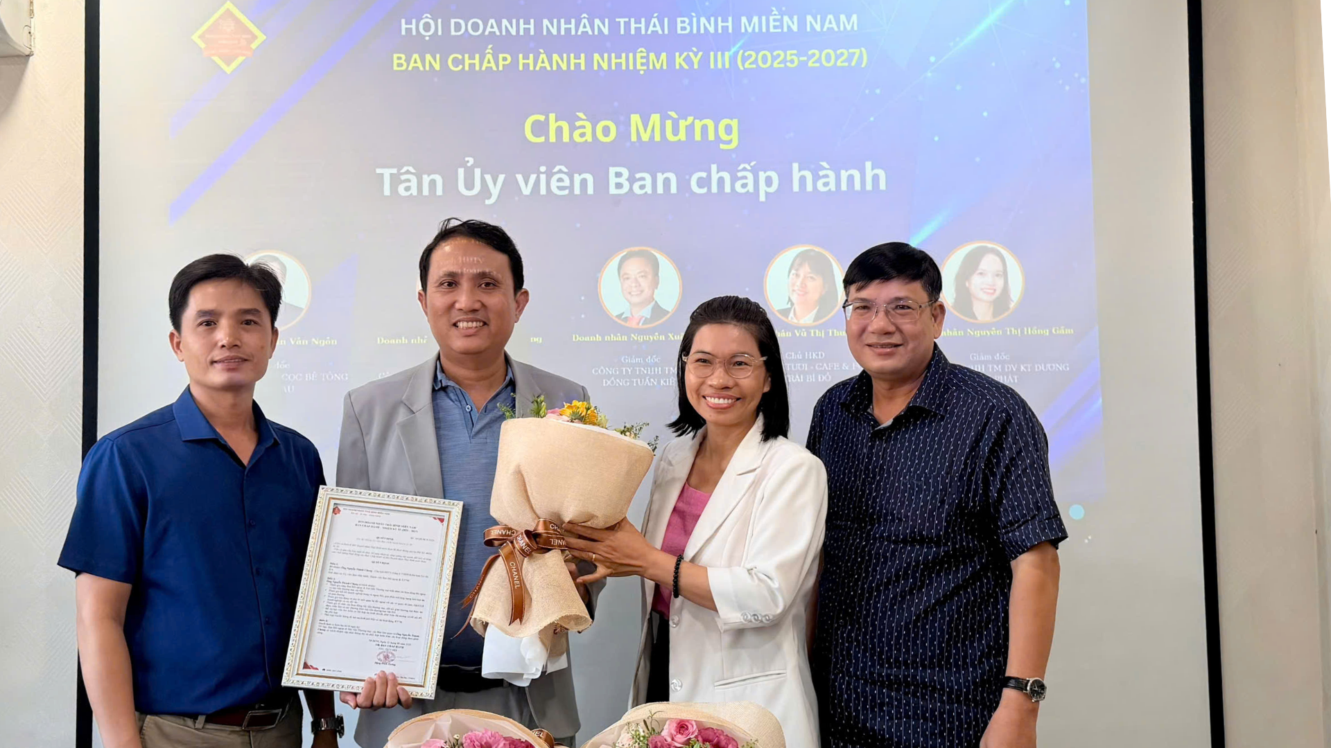 THANH CHUNG.png
