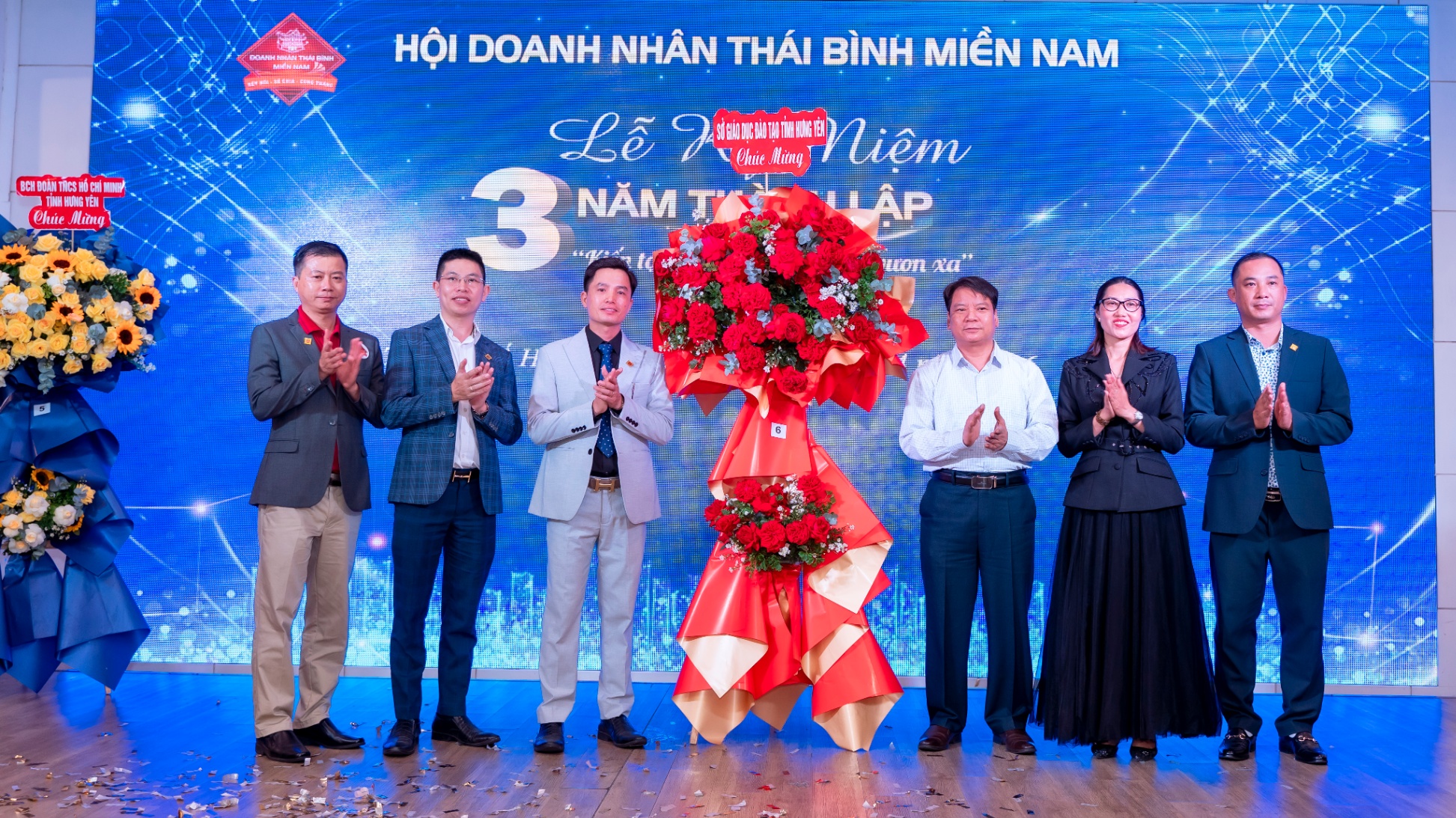 KY-NIEM-3-NAM-THANH-LAP-HOI-DOANH-NHAN-THAI-BINH-MIEN-NAM-DAU-AN-KET-NOI-VA-PHAT-TRIEN-54.jpg