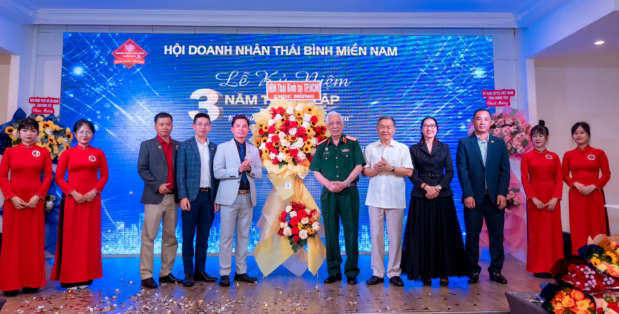 KY-NIEM-3-NAM-THANH-LAP-HOI-DOANH-NHAN-THAI-BINH-MIEN-NAM-DAU-AN-KET-NOI-VA-PHAT-TRIEN-55.jpg