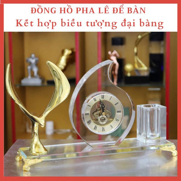 Đồng Hồ Để Bàn Pha Lê Hình Giọt Nước Kết Hợp Biểu Tượng Đại Bàng ĐHĐB109