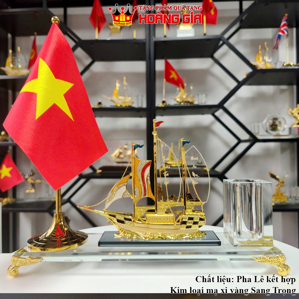 CB112C Biểu trưng trang trí để bàn hình thuyền buồm