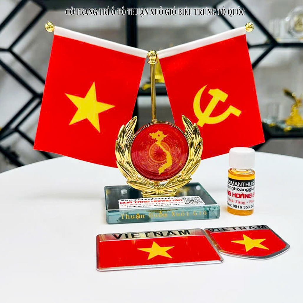 CĐB 123 CỜ TRANG TRÍ Ô TÔ THUẬN bUỒM XUỒ GIÓ BIỂU TRƯNG TỔ QUỐC