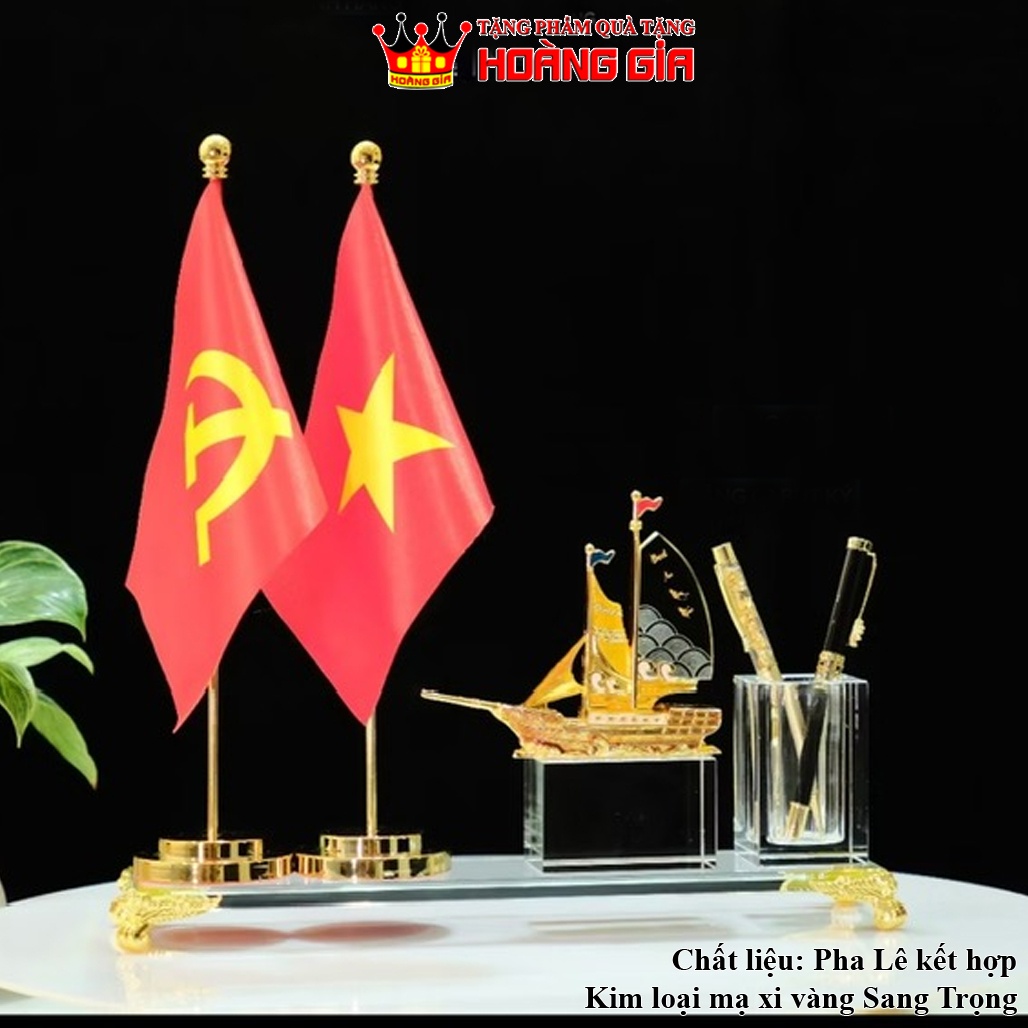 Vật Phẩm Để Bàn Làm Việc Cắm Bút Thuyền Buồm Phong Thủy Pha Lê