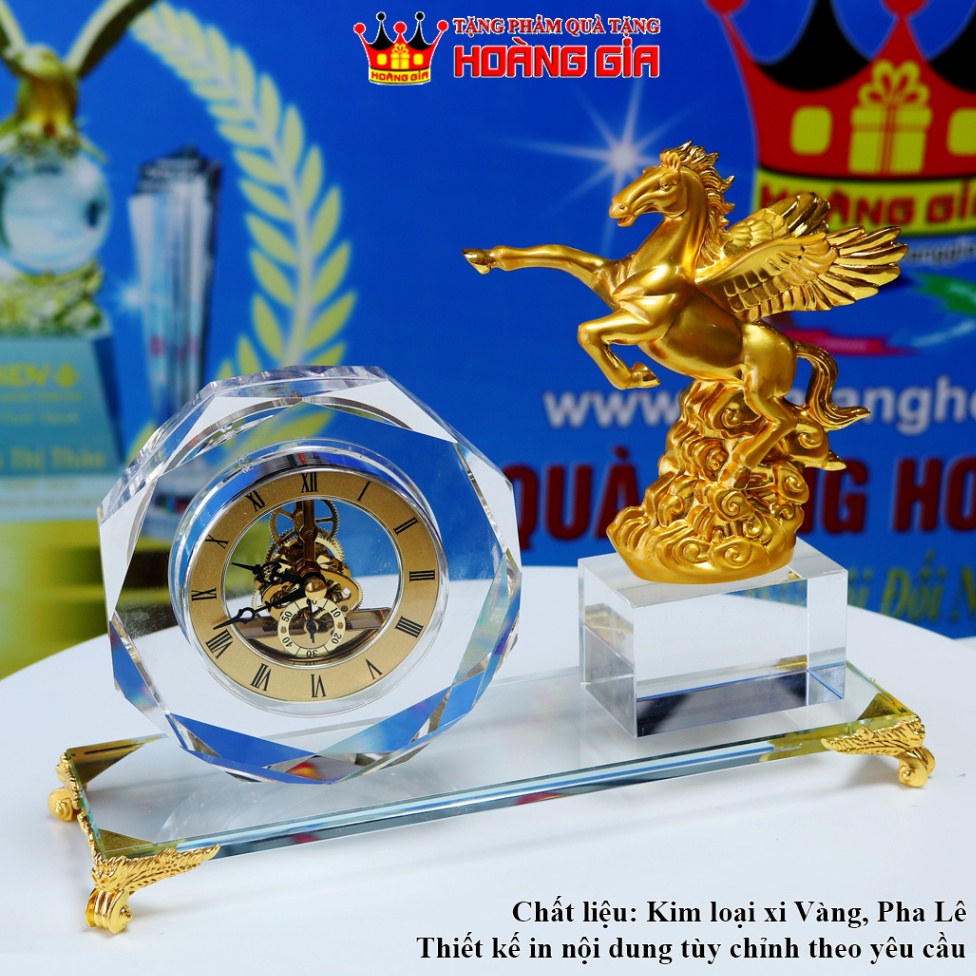 Bộ Quà Tặng Để Bàn Làm Việc Đồng Hồ Pha Lê Mã Đáo Thành Công