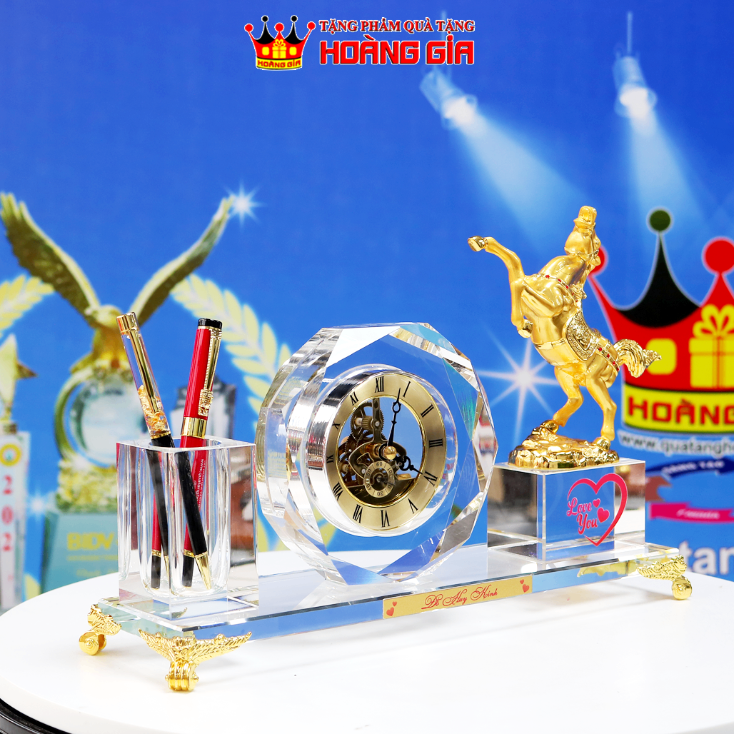 Bộ Cắm Bút Đồng Hồ Pha Lê Mã Đáo Thành Công