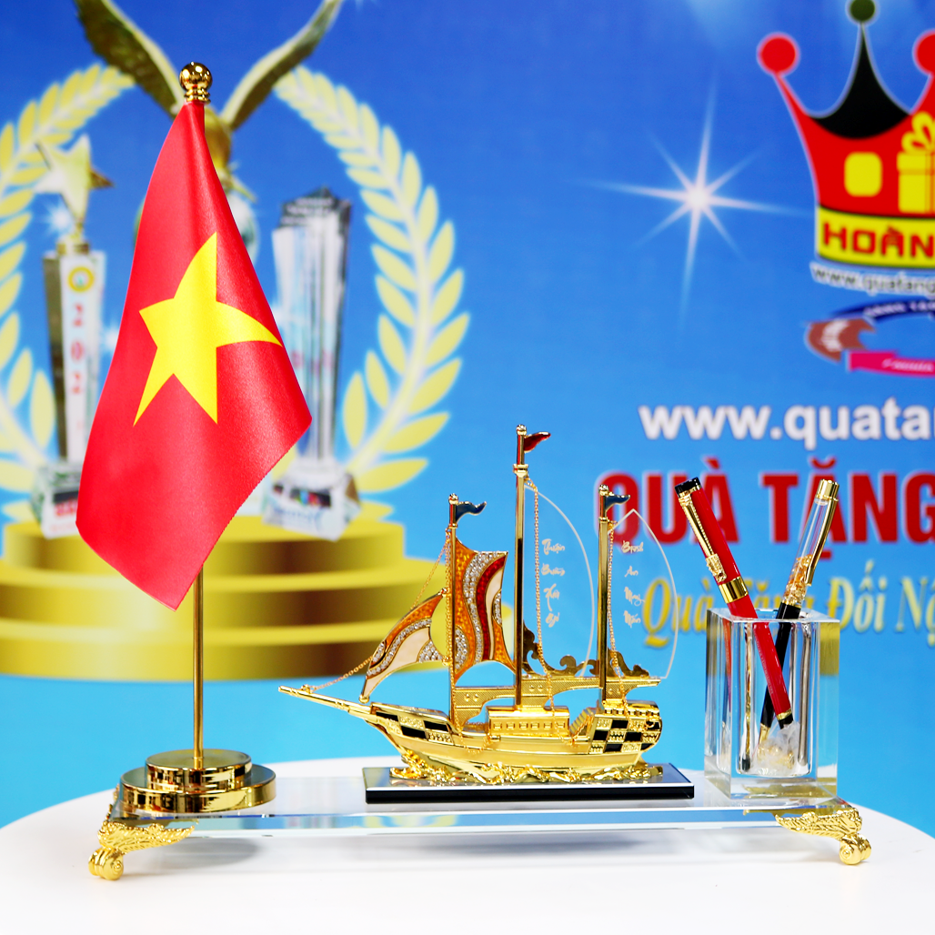 CB113C Biểu trưng trang trí để bàn hình thuyền buồm