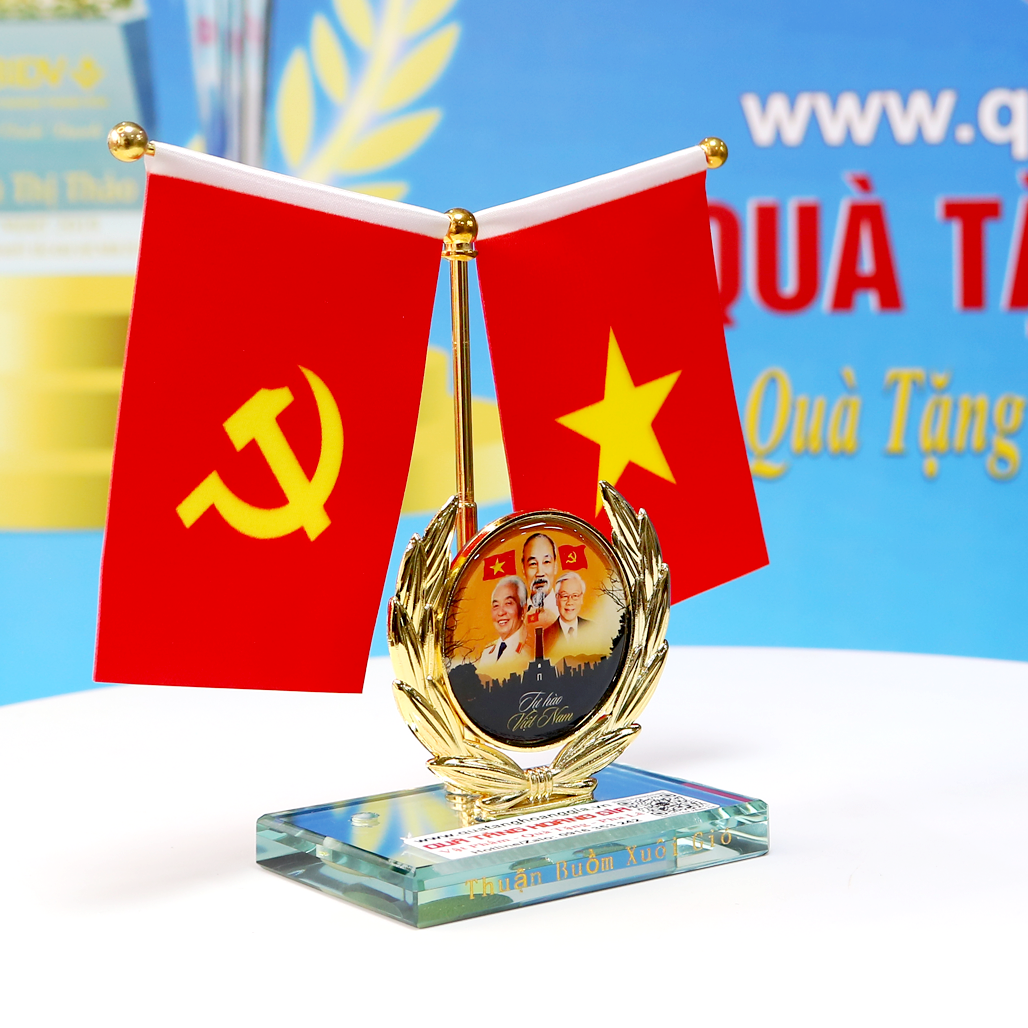 CĐB 124 CỜ TRANG TRÍ Ô TÔ HÌNH ẢNH 3 BÁC