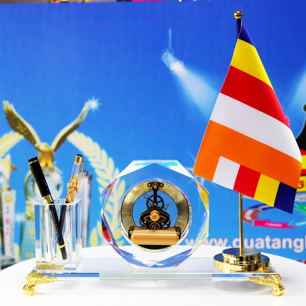 CĐB67A Cờ để bàn làm việc