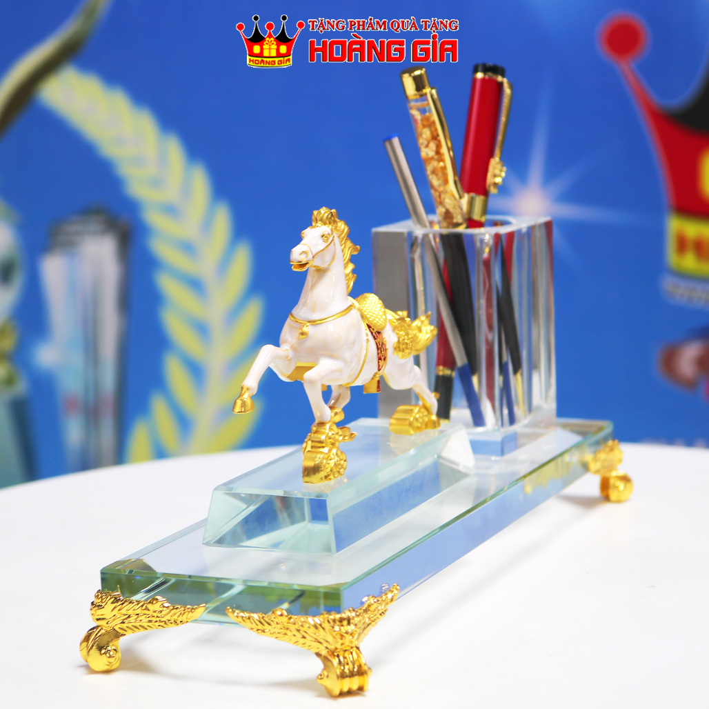 Cắm Bút Pha Lê Ngựa Trắng MĐ49