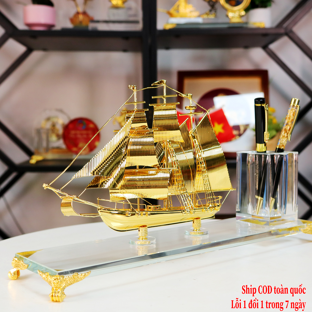Cắm bút Thuyền Vàng 24K QTV 34