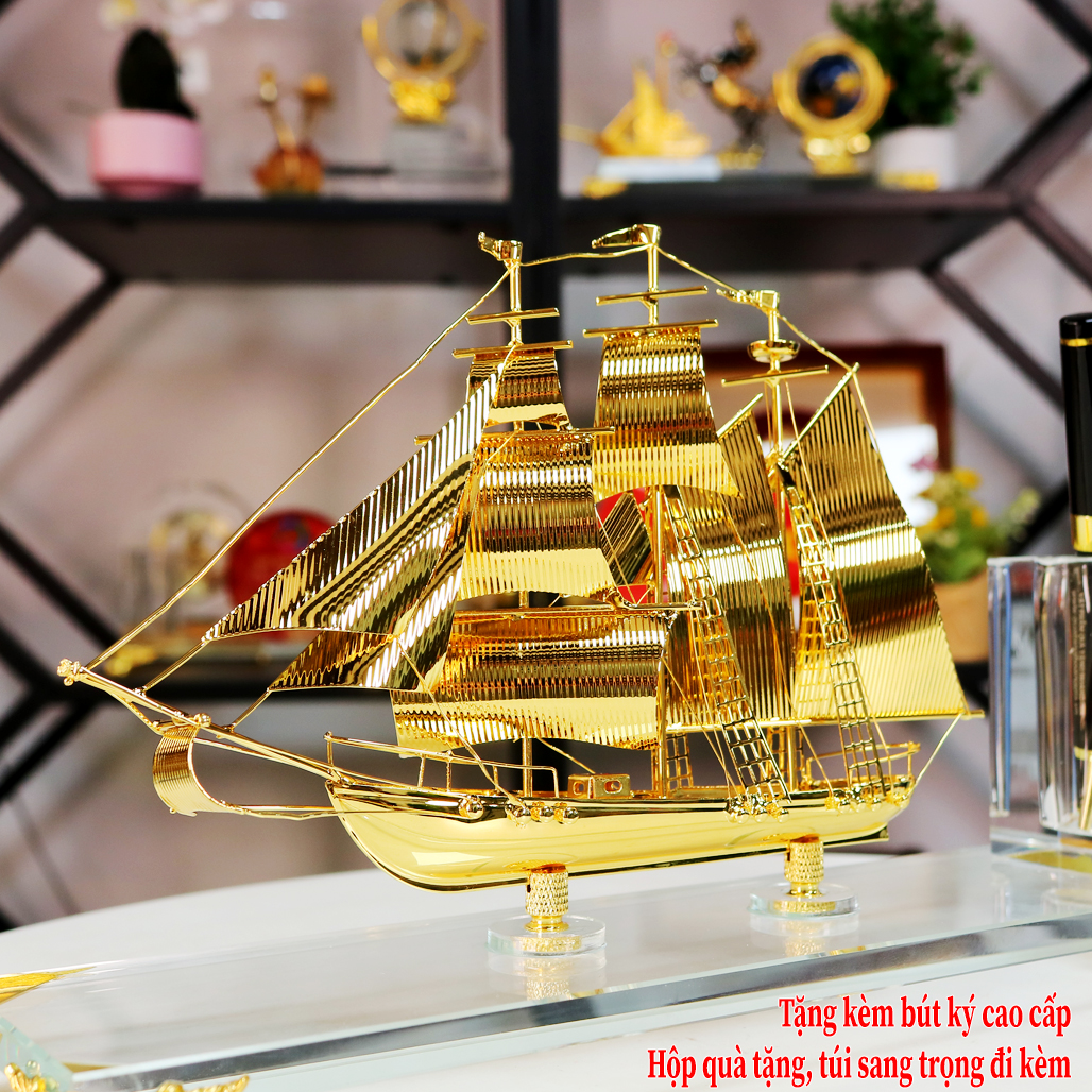 Cắm bút Thuyền Vàng 24K QTV 34