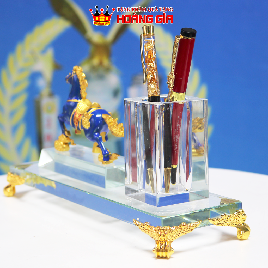 Cắm bút pha lê ngựa xanh MĐ45