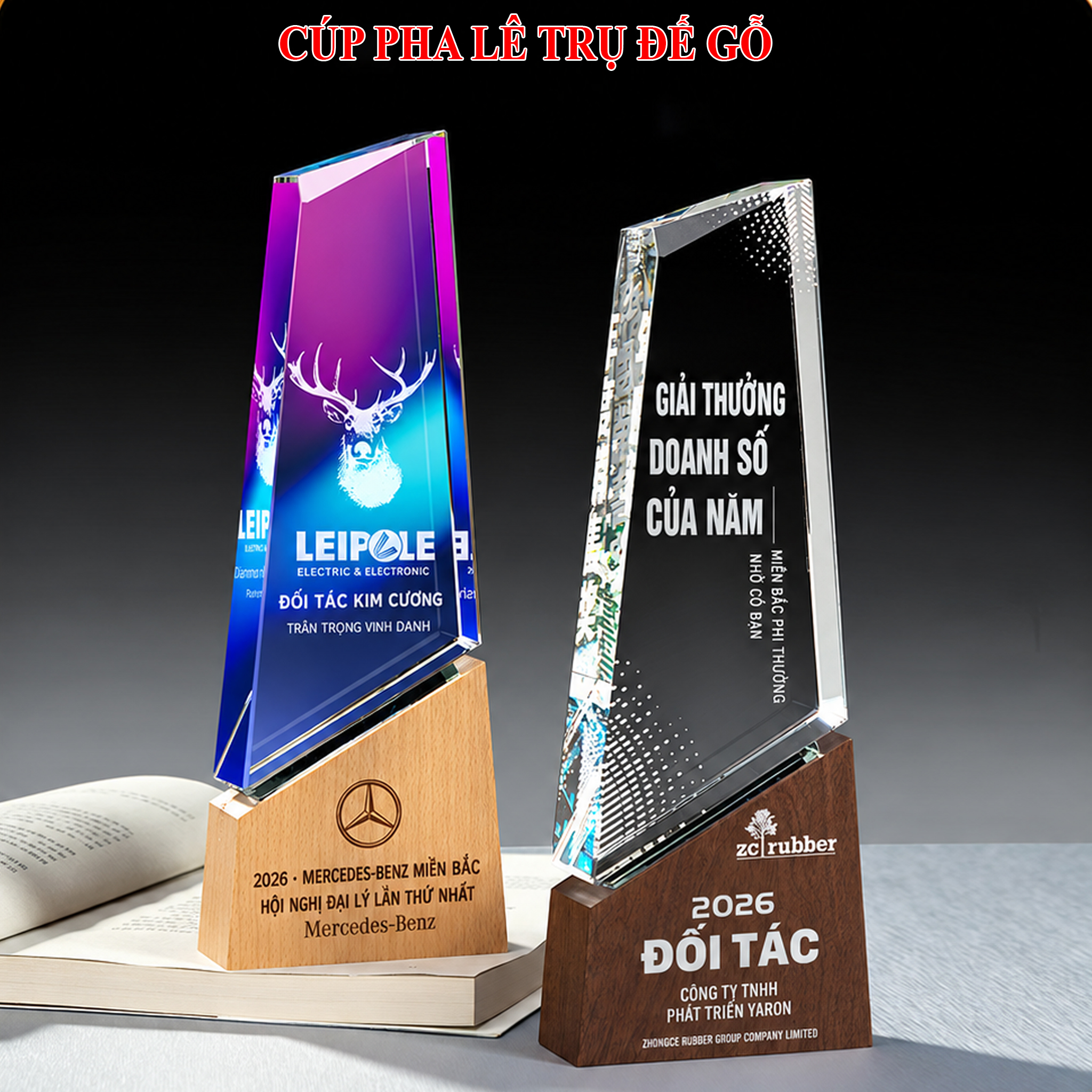 Mẫu Cúp Pha Lê Trụ Đế Gỗ