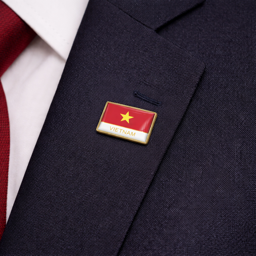 Huy Hiệu Cái Áo Hình Là Cờ Việt Nam QĐH 106