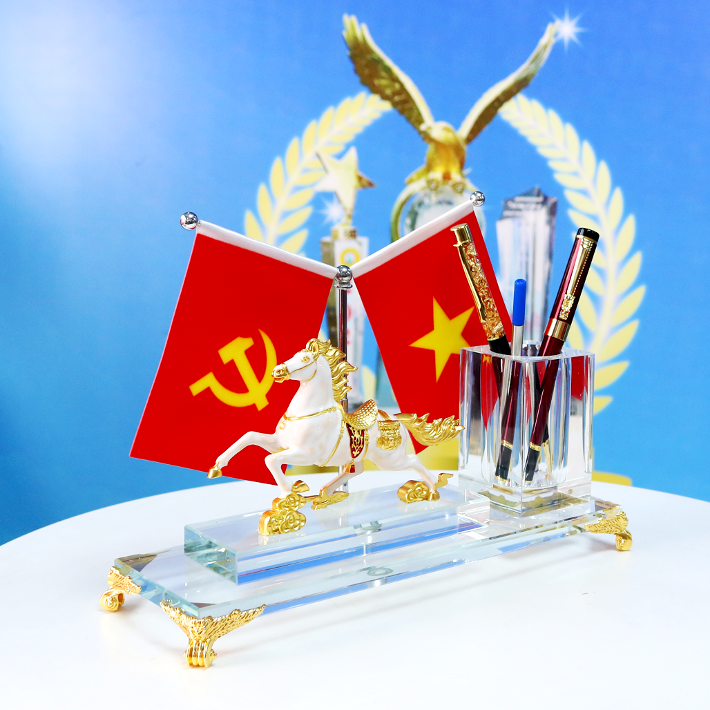 MĐ50 BỘ ĐỂ BÀN CỜ ĐÔI CẮM BÚT NGỰA TRẮNG PHONG THỦY