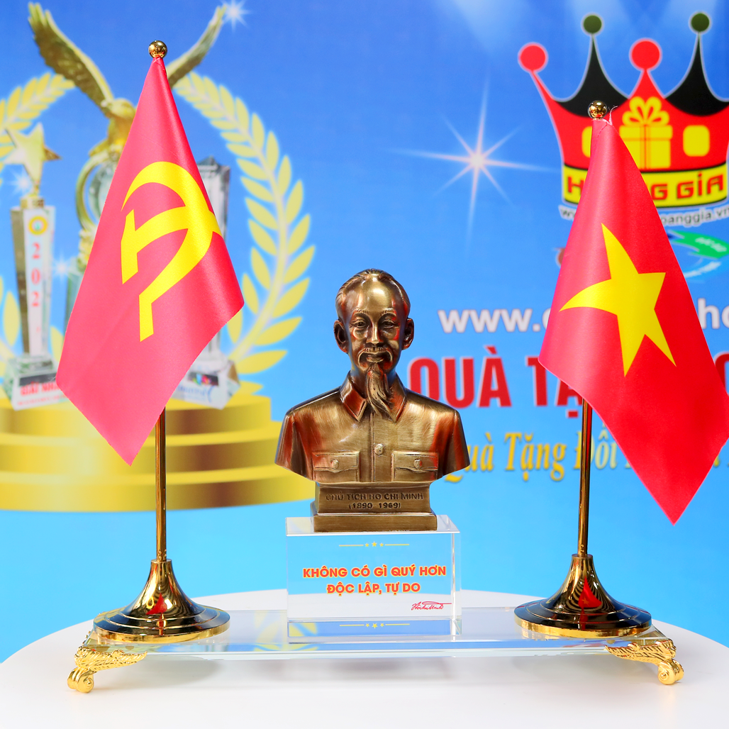 Quà Đại Hội Đảng Tượng Chân Dung Bác Hồ Để Bàn Làm Việc