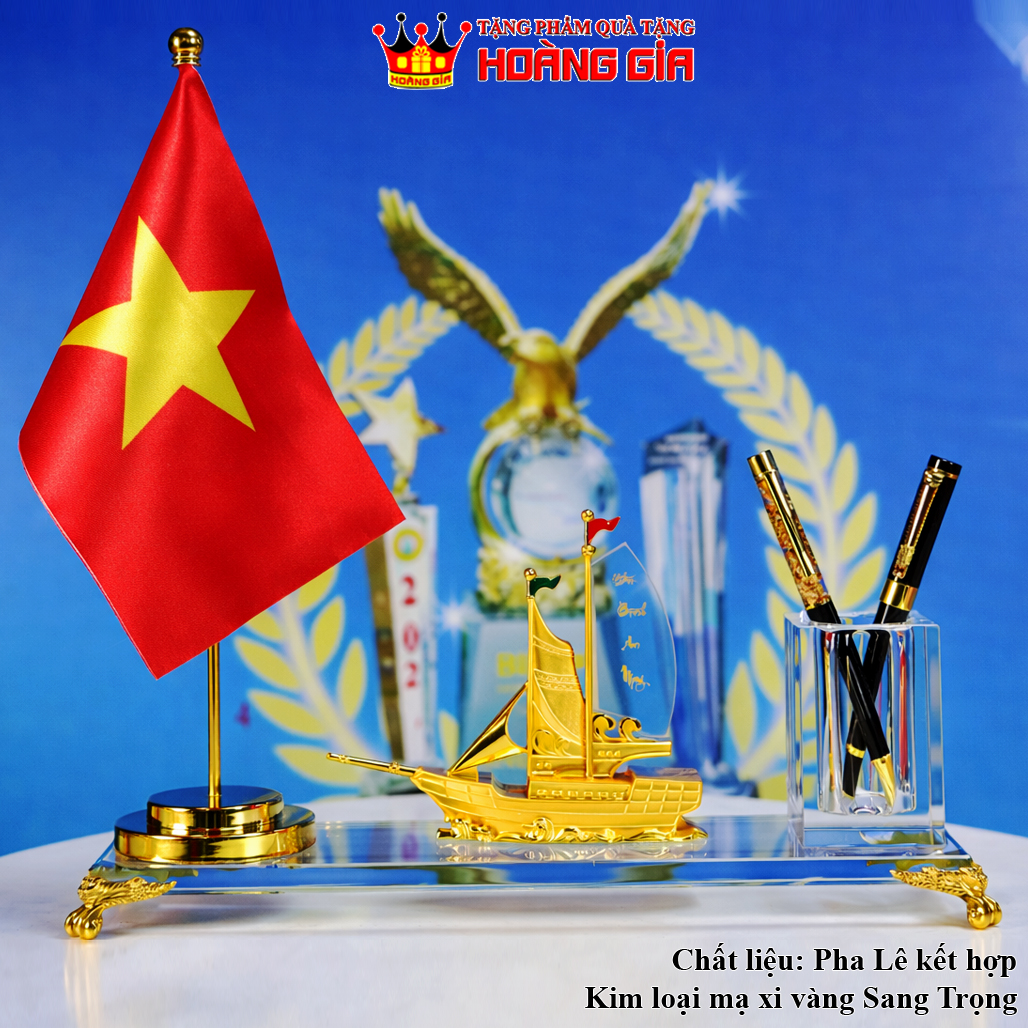 Ống Đựng Bút Pha lê Thuyền Buồm Cờ Việt Nam TB49B