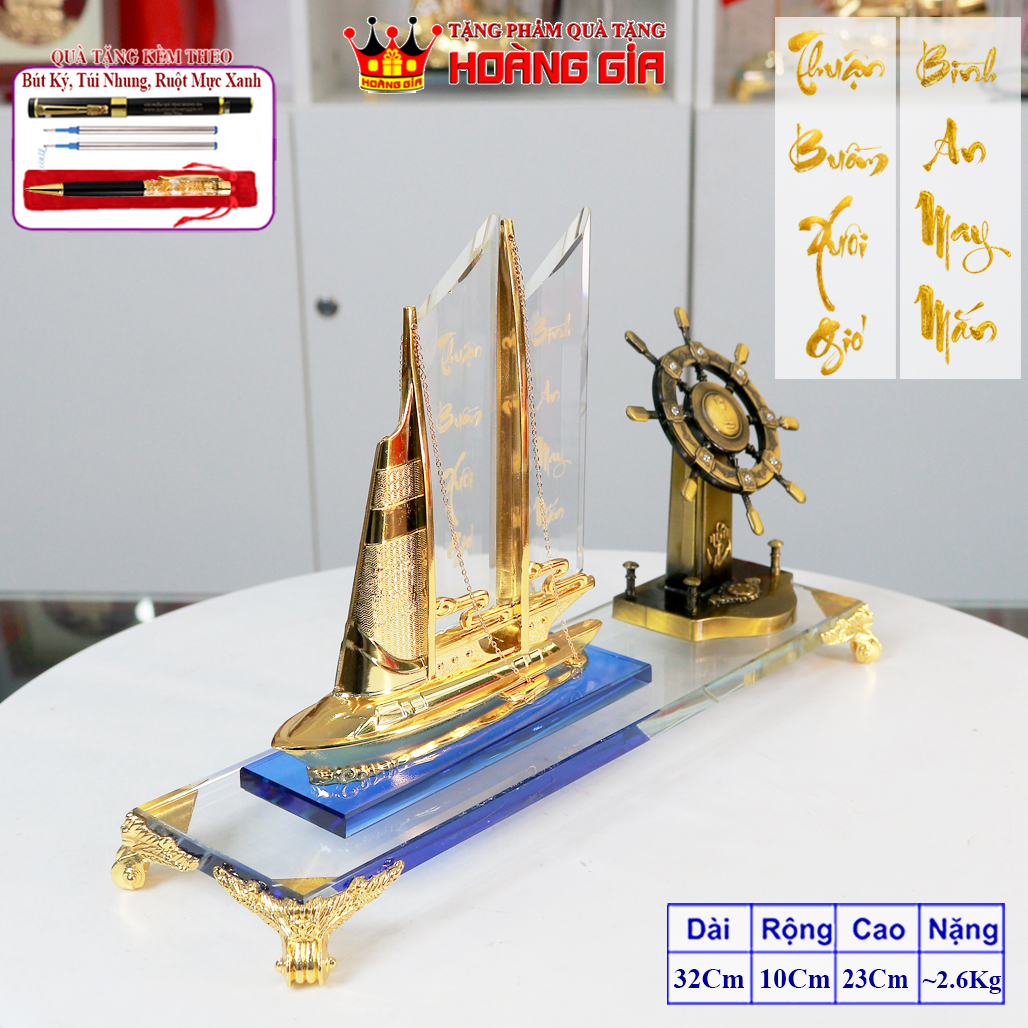 Thuyền Buồm Pha Lê Phong Cách Hiện Đại Cùng Bánh Lái