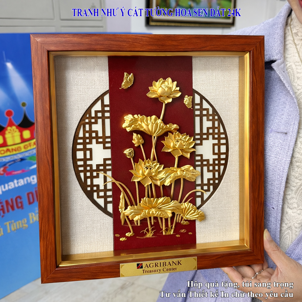 Tranh Hoa Sen Vàng 24K Nền Đỏ 30x30Cm