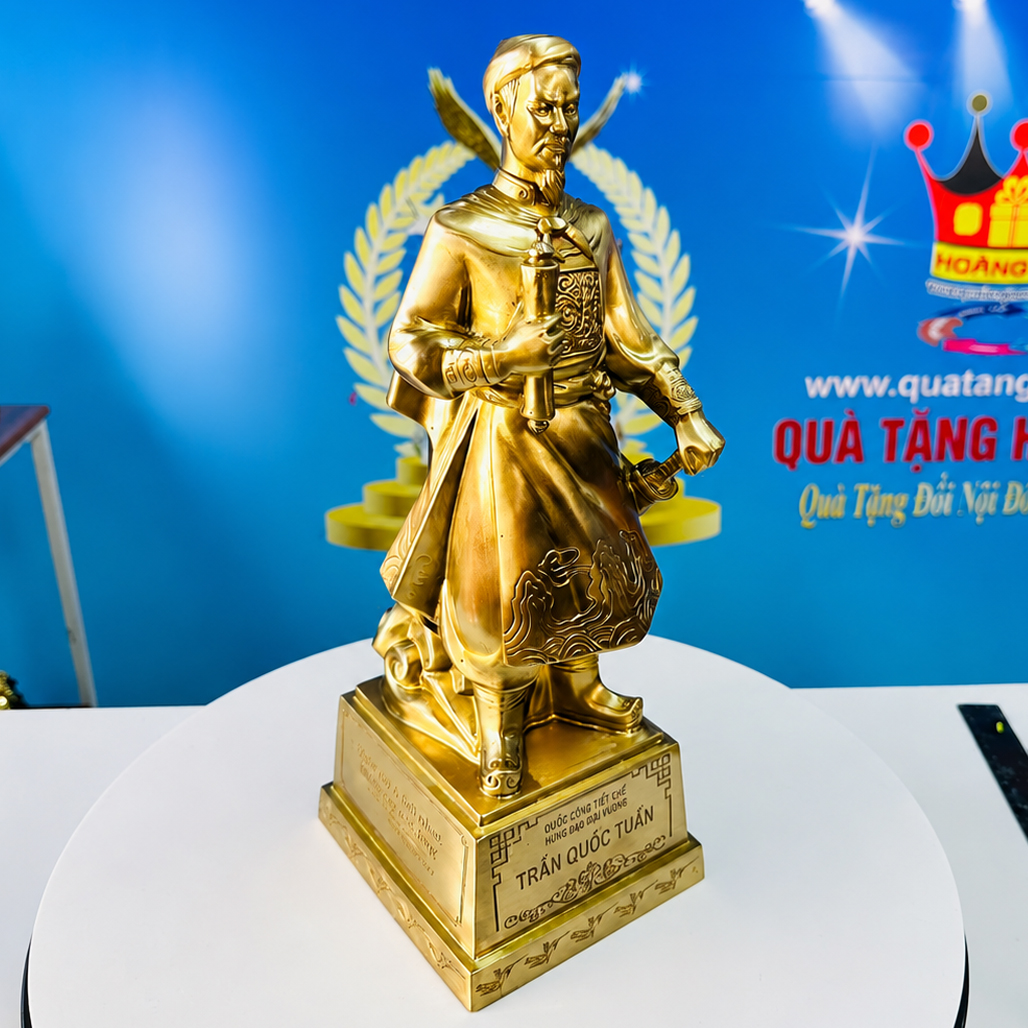 Tượng Đồng Trần Hưng Đạo cao 38Cm