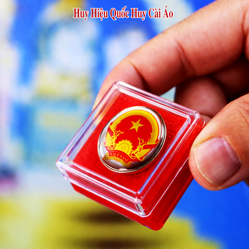 Huy-Hieu-Quoc-Huy-Cai-Ao-Dai-Bieu-Quoc-Hoi-QDH-105-4.jpg?v=1774883899