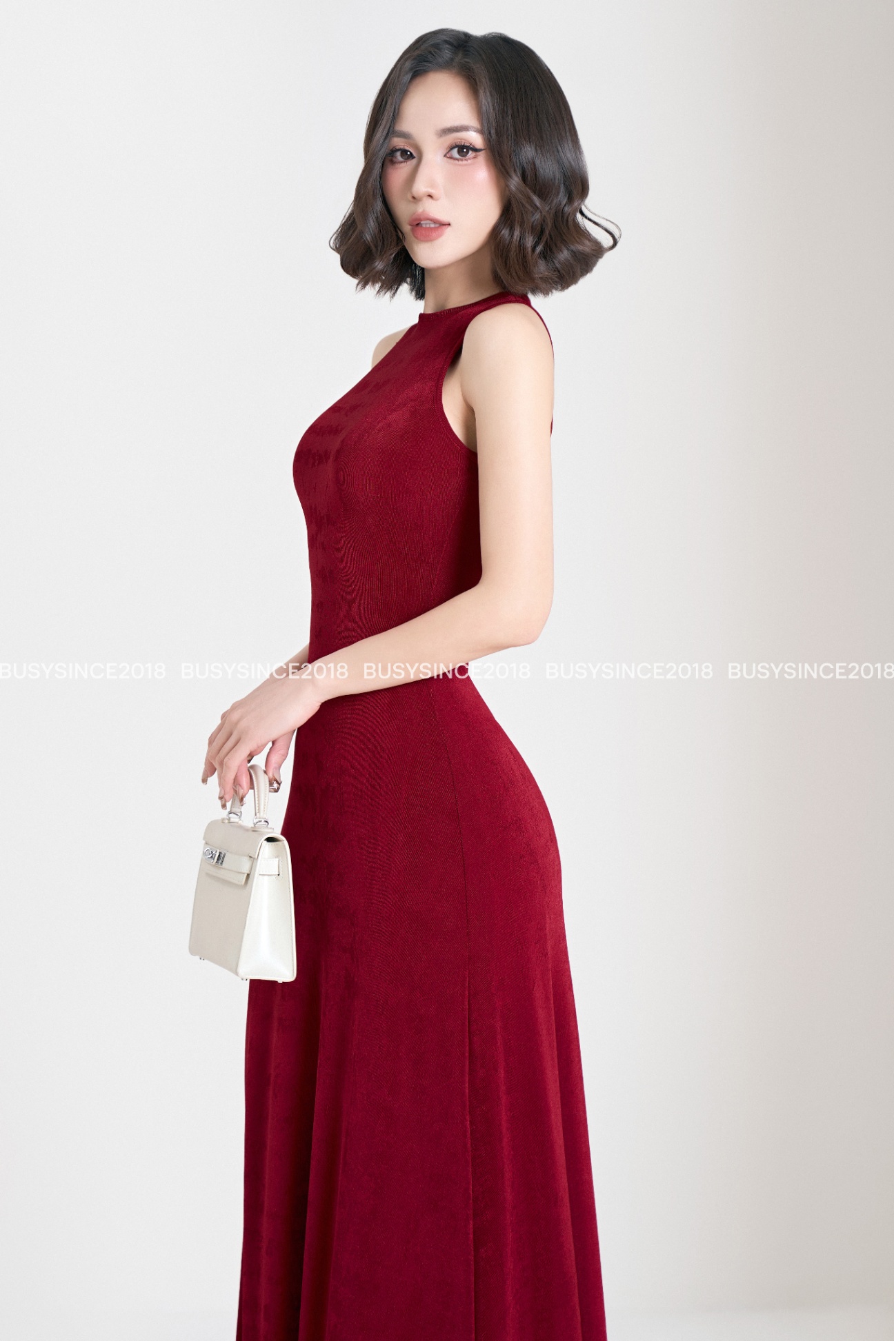 VÁY BA LỖ CỔ VIỀN DÁNG XÒE