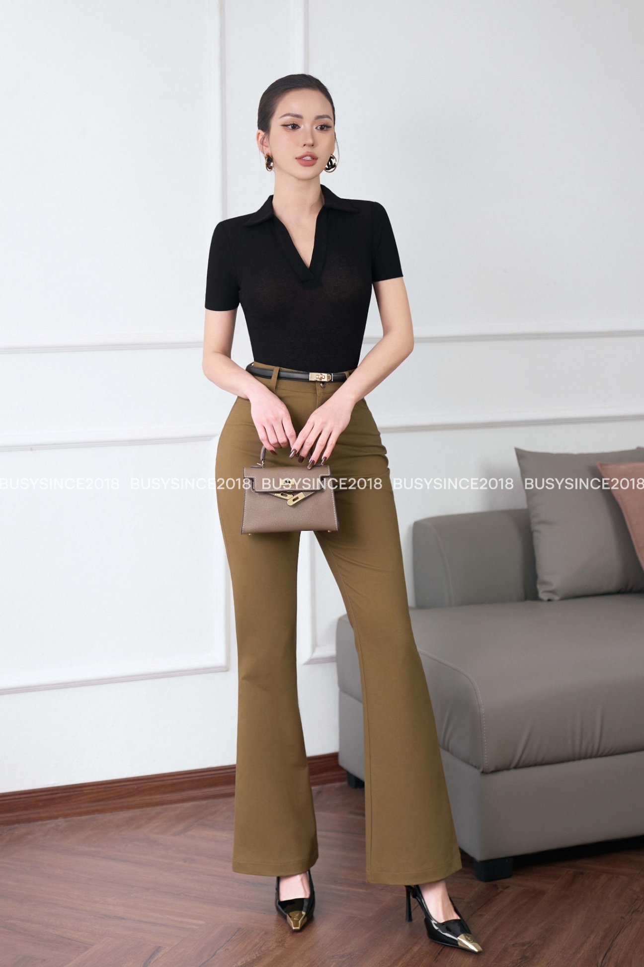 ÁO NGẮN TAY CỔ ĐỨC DÁNG THƯỜNG - NT24T