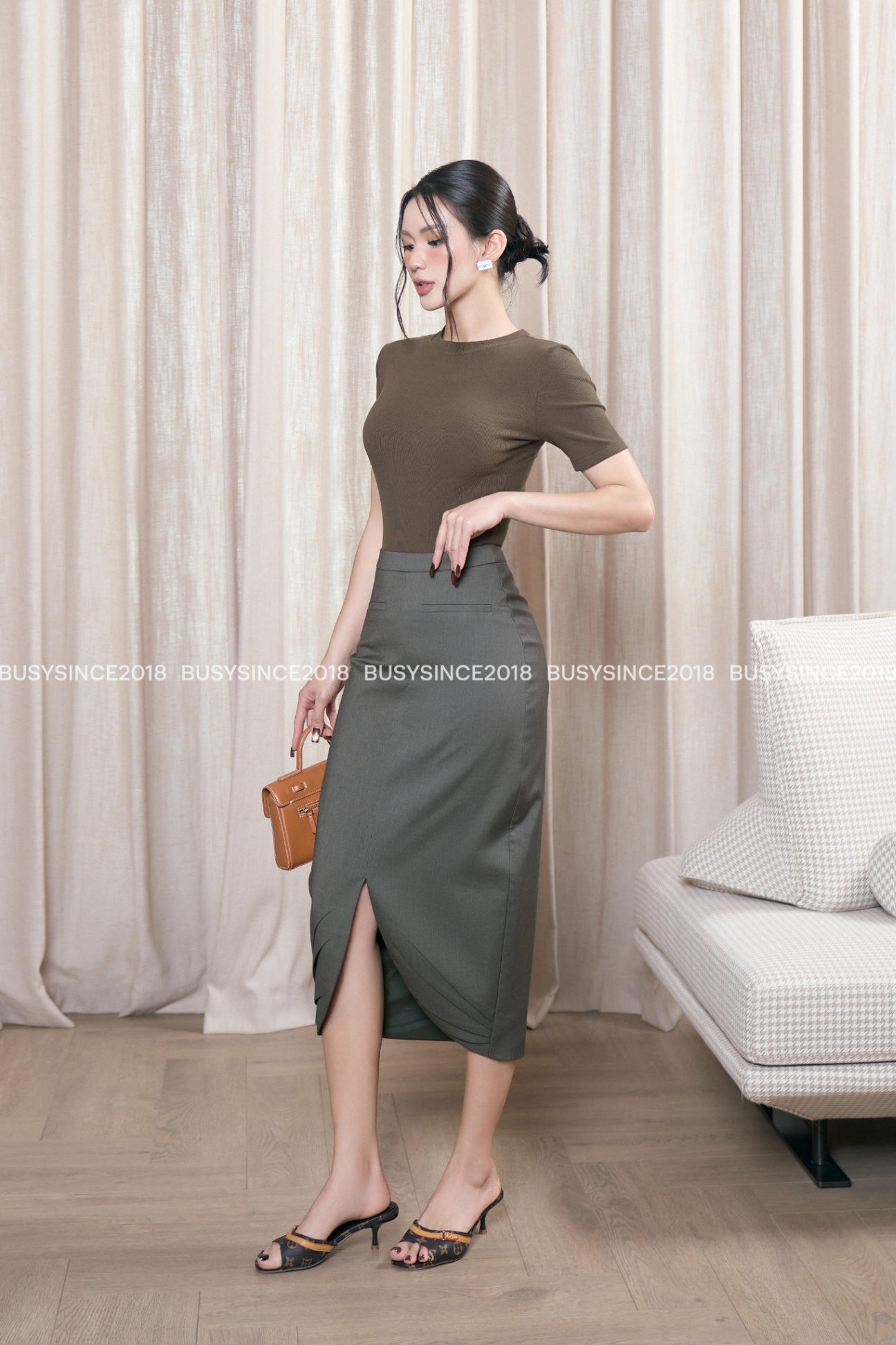 ÁO NGẮN TAY CỔ BO DÁNG THƯỜNG NT33T