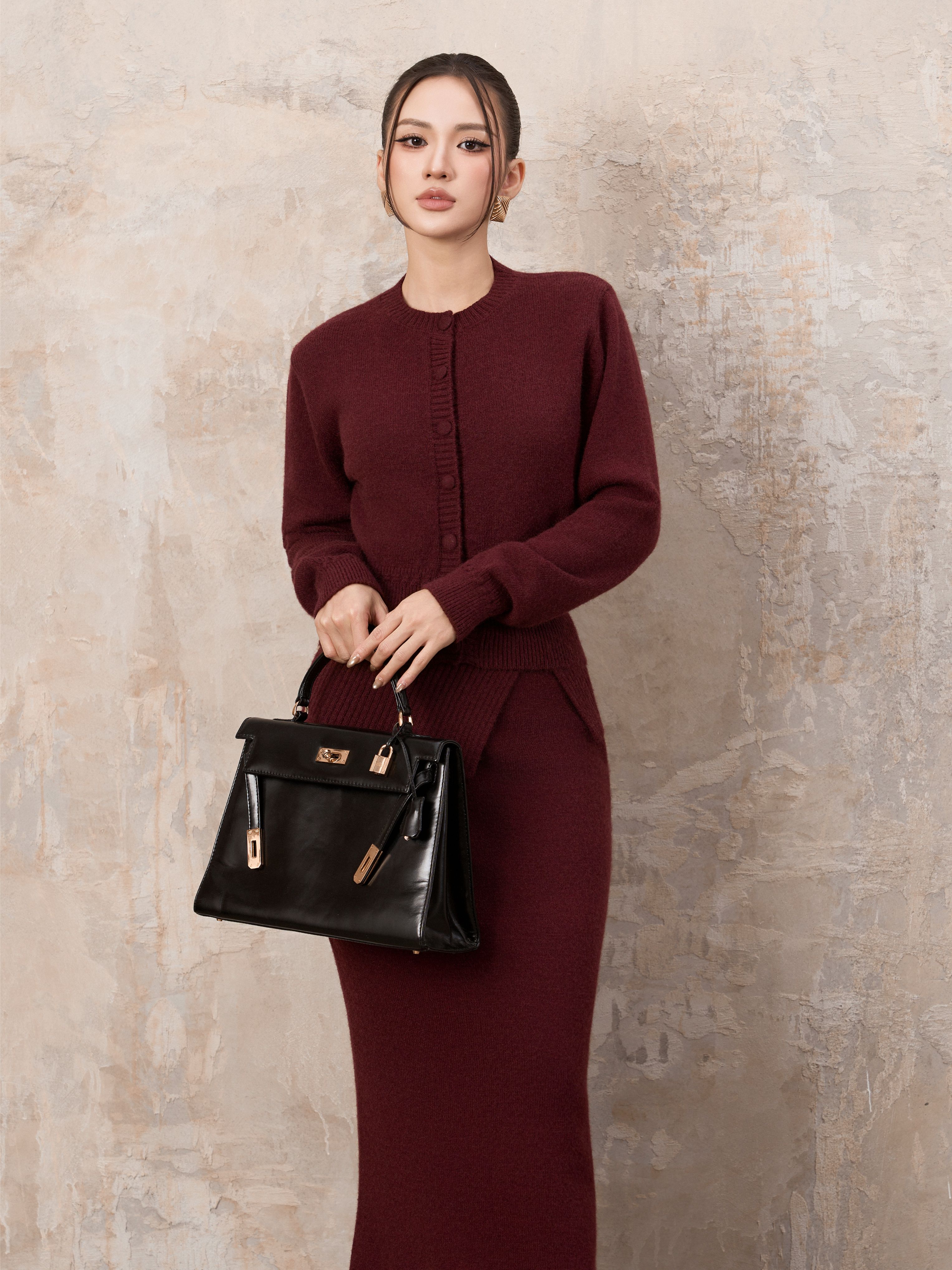 Áo Len Dài Tay Cổ Trụ