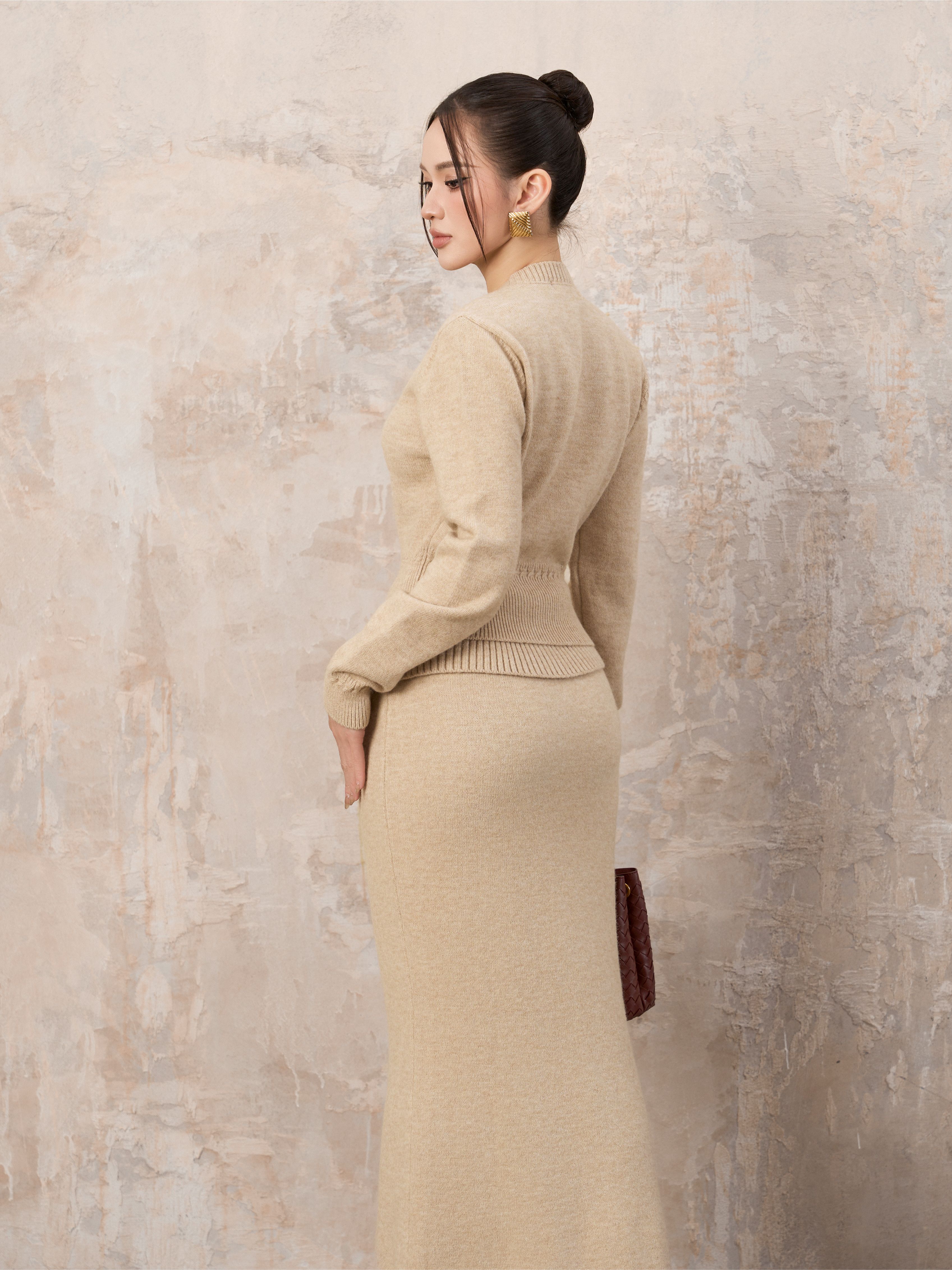 Áo Len Dài Tay Cổ Trụ