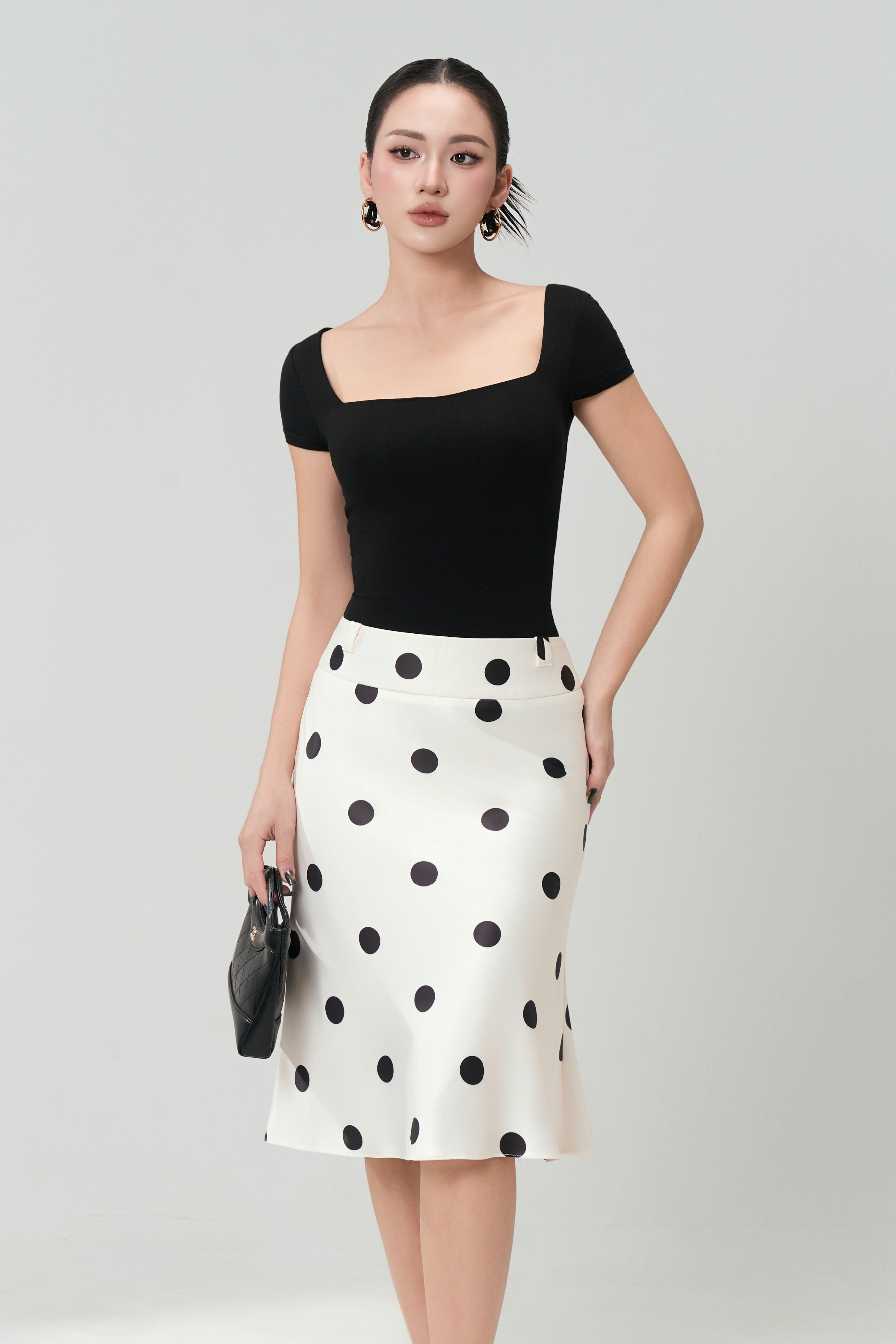 Áo Ngắn Tay Cổ Vuông - NT55T