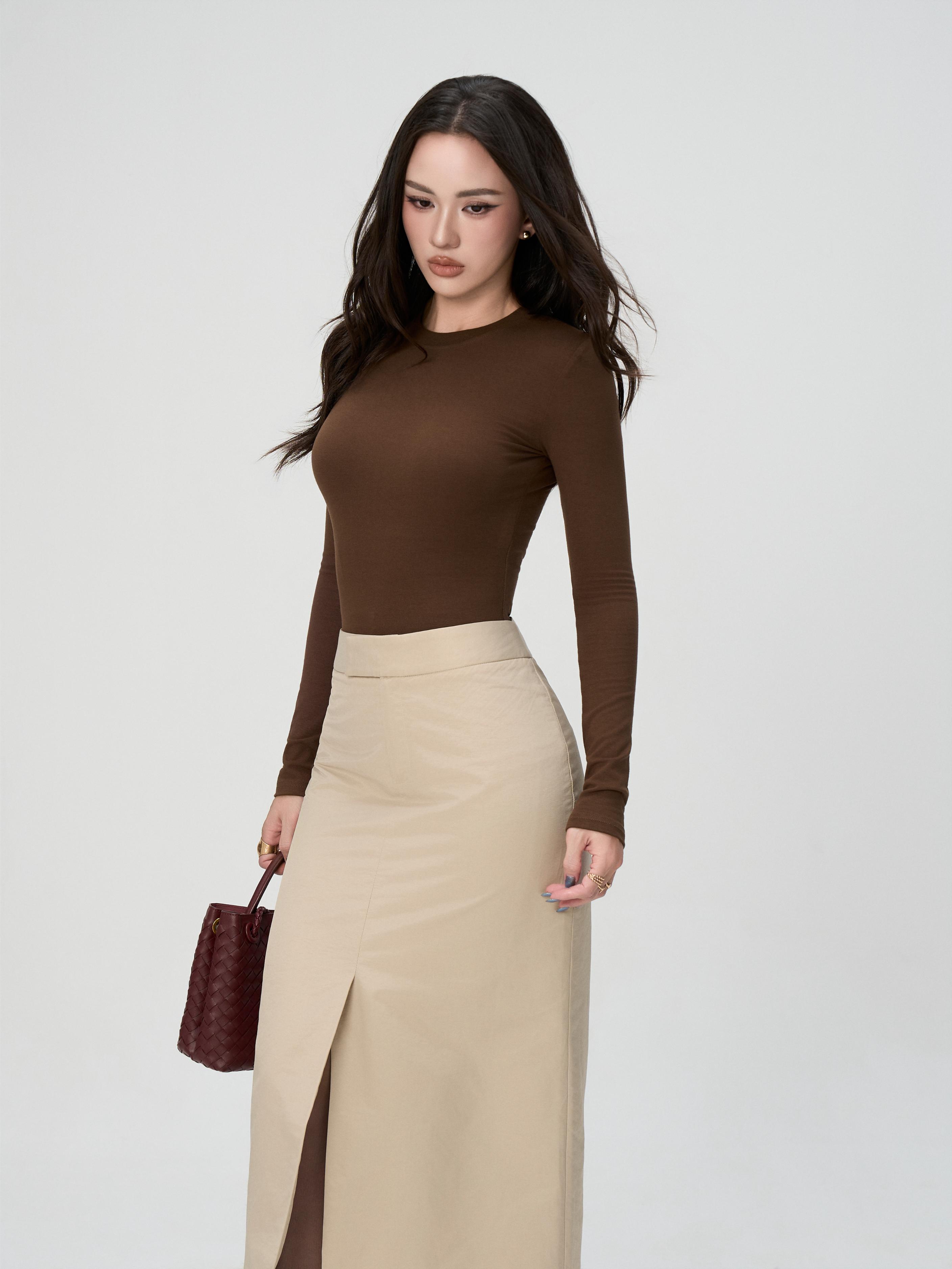 Chân Váy Midi Nữ BUSY Kaki Gió Cạp Cao Xẻ Trước - CVKK22