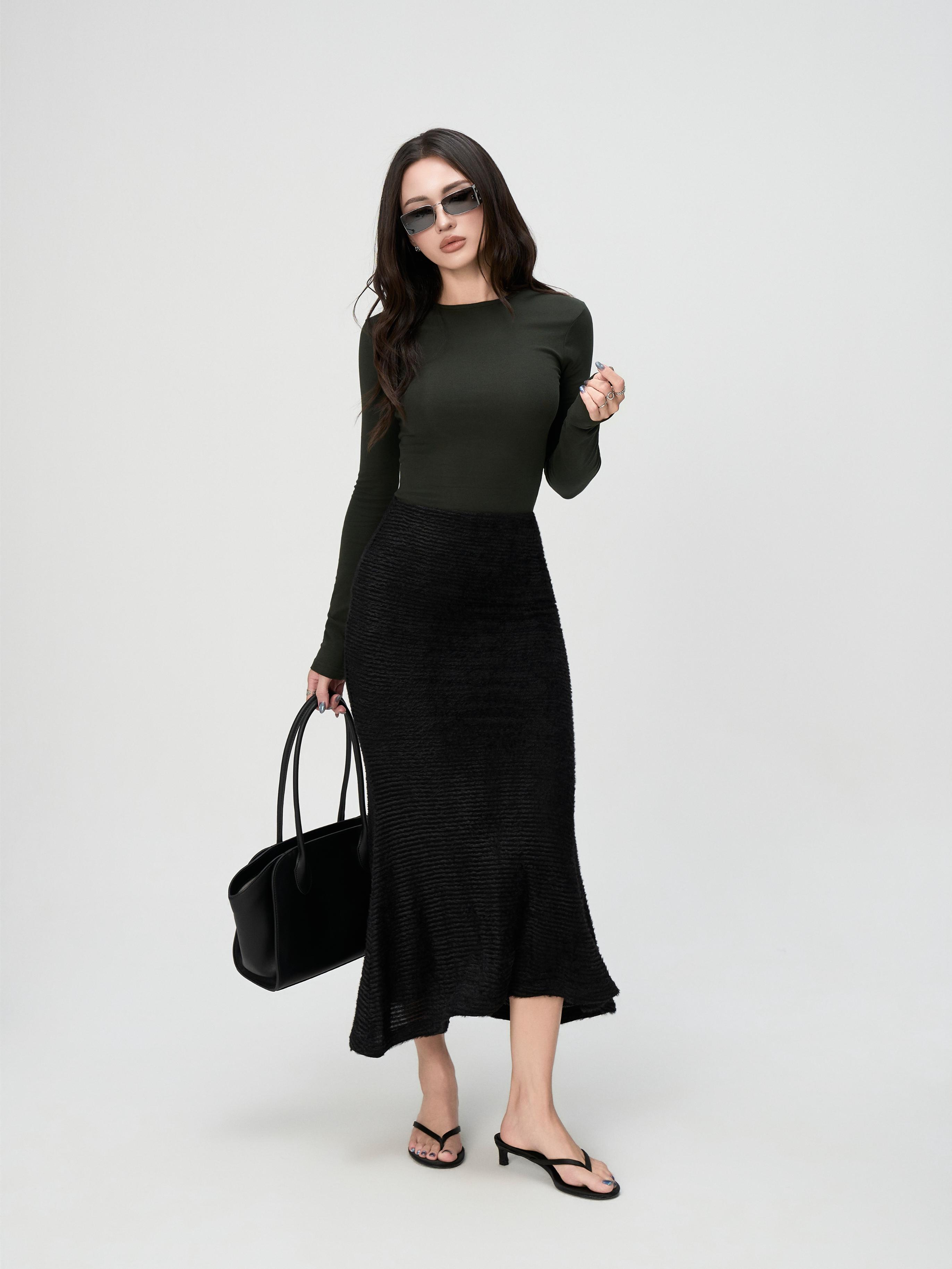 Áo Thun Dài Tay Nữ BUSY Cổ Tròn Sát Ôm Dáng - DT7T-2