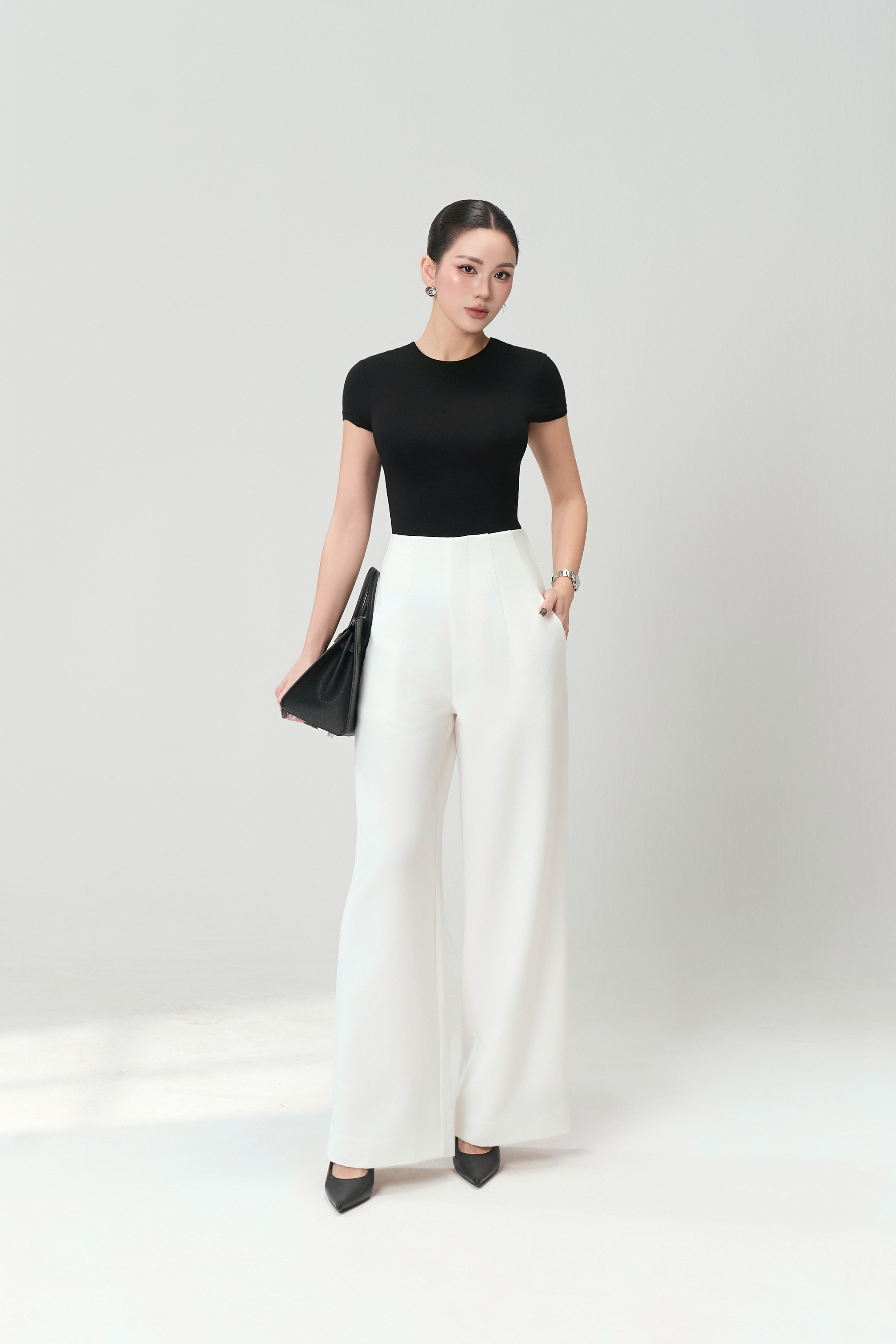 Áo Ngắn Tay Cổ Tròn Sát 2 - NT56T