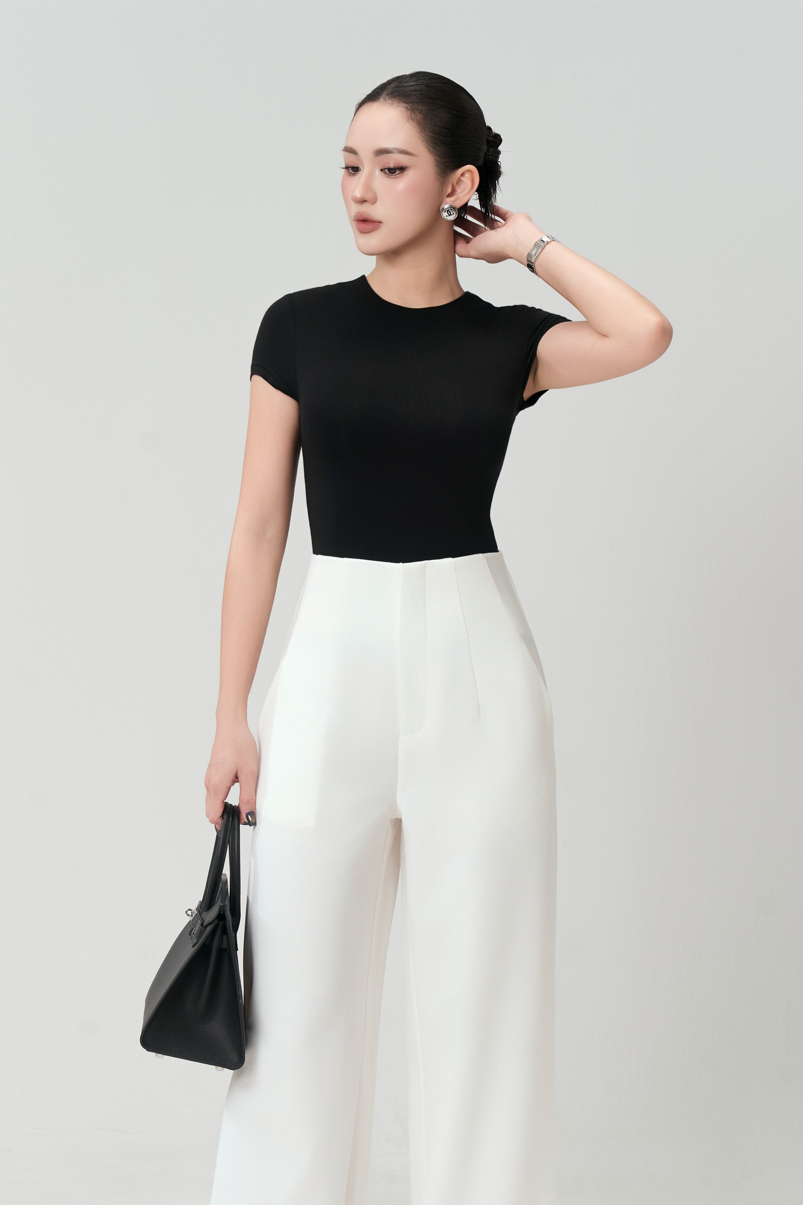 Áo Ngắn Tay Cổ Tròn Sát 2 - NT56T