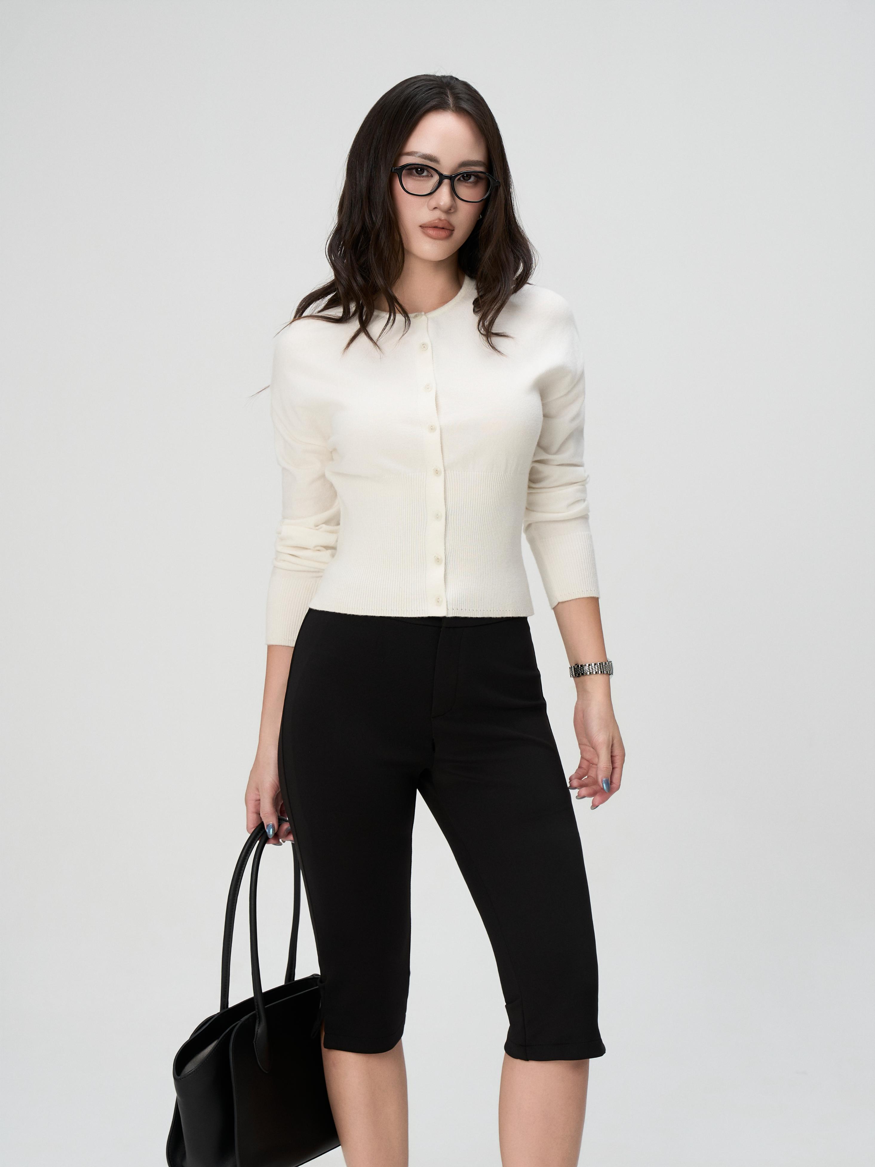 Quần Capri Nữ BUSY Xẻ Gấu Chất Thun Co Giãn - QCR3