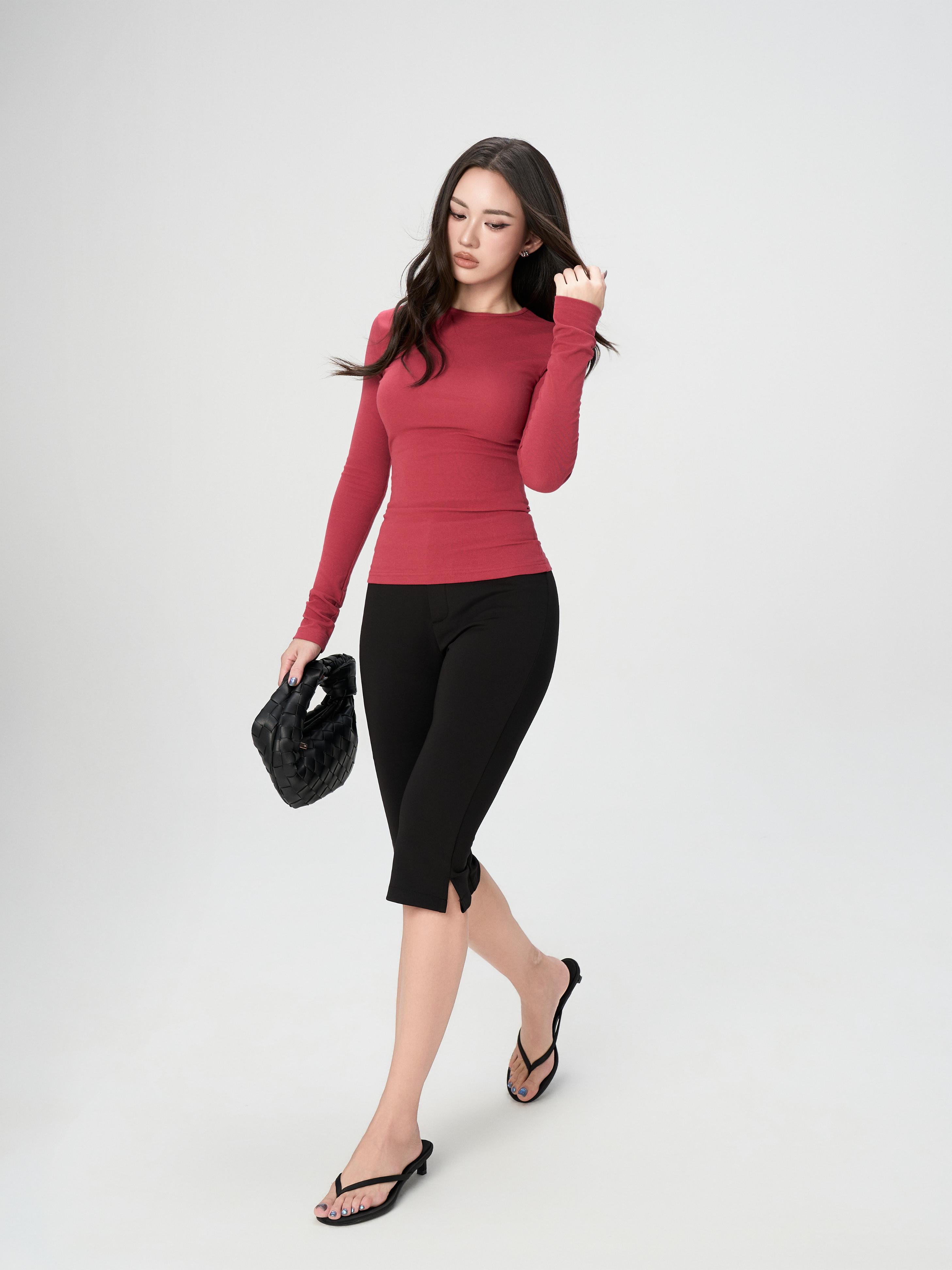 Quần Capri Nữ BUSY Xẻ Gấu Chất Thun Co Giãn - QCR3