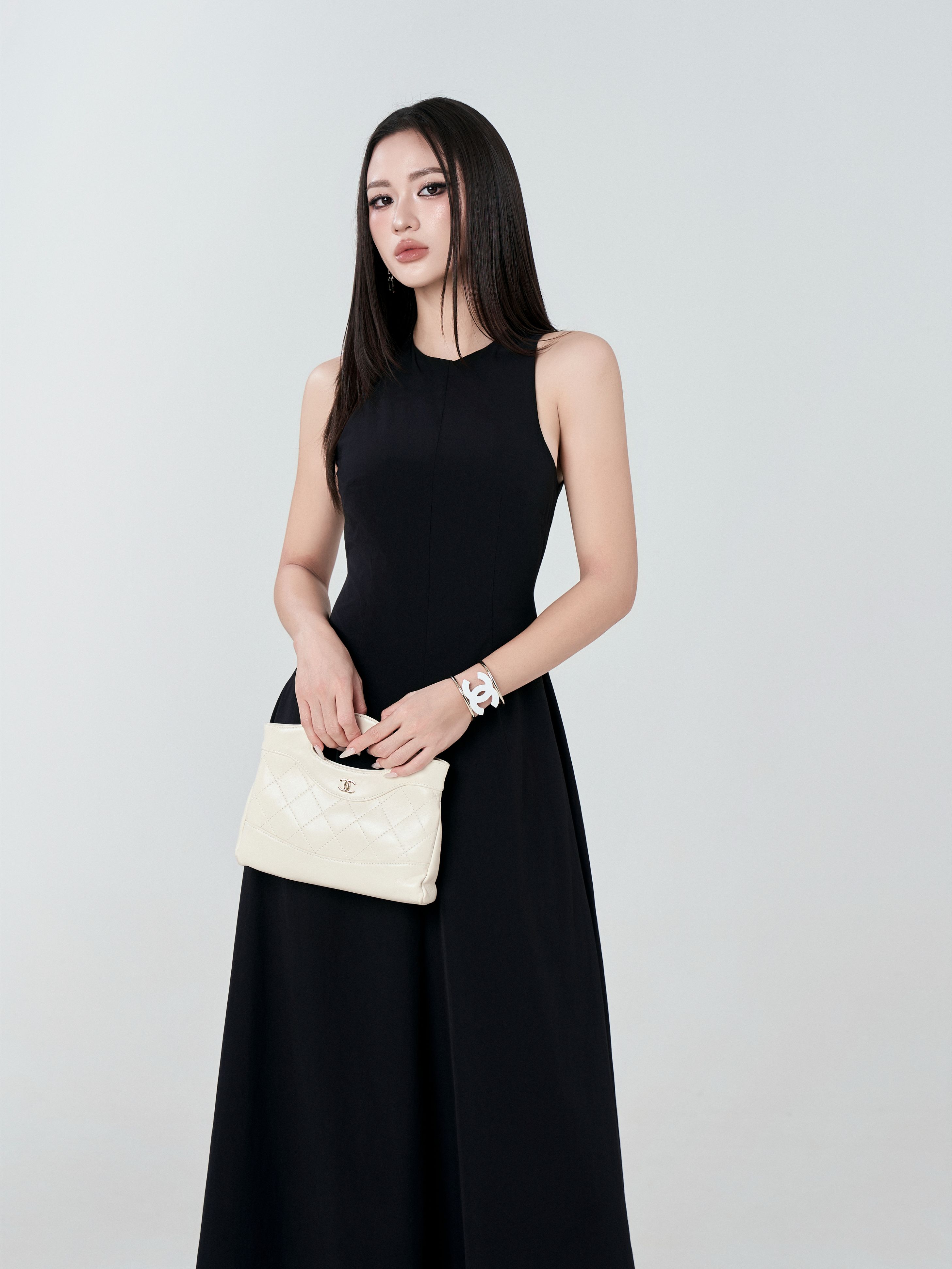 Váy Ba Lỗ Cổ Yếm Xoè - VBL16