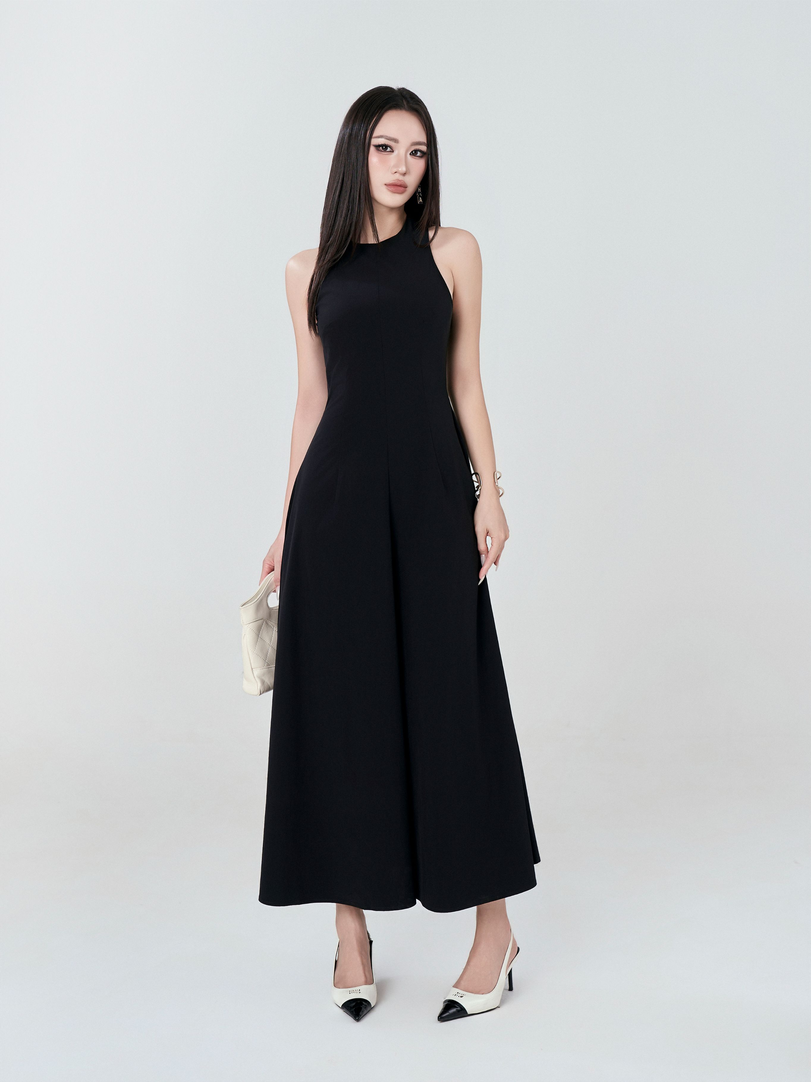 Váy Ba Lỗ Cổ Yếm Xoè - VBL16
