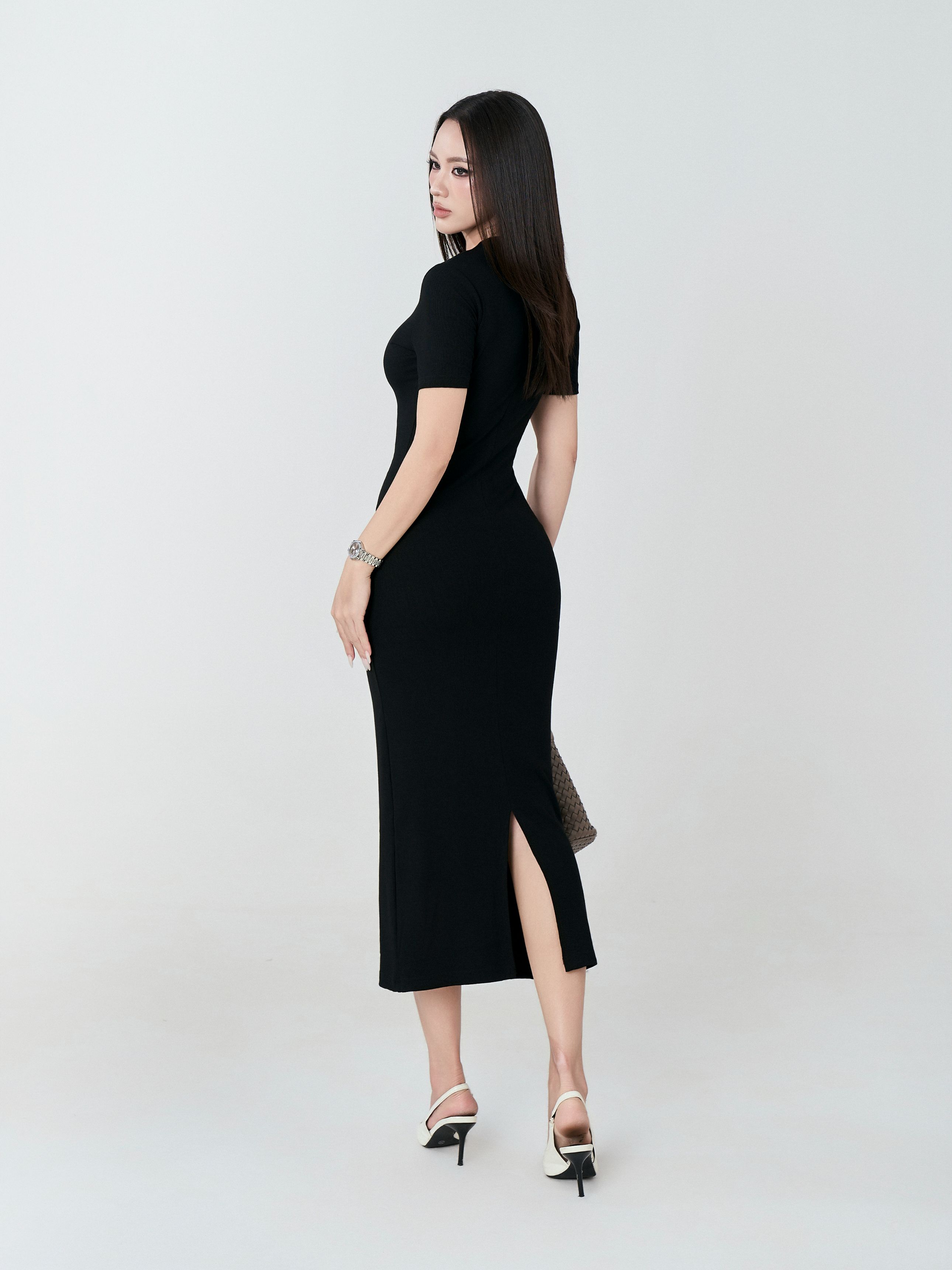 Váy Ngắn Tay Cổ Khoá - VNT31