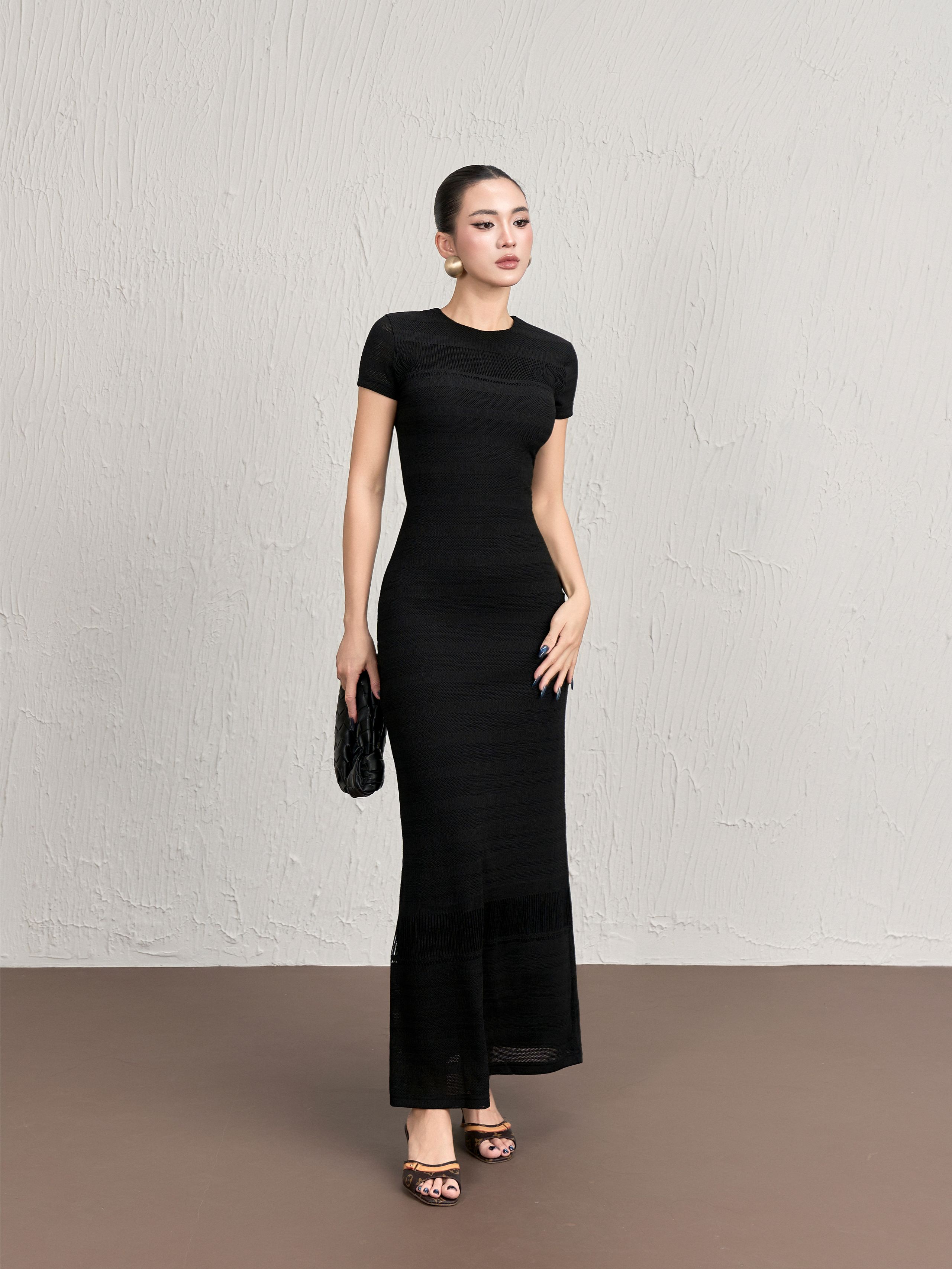 Váy Ngắn Tay Cổ Tròn - VNT29